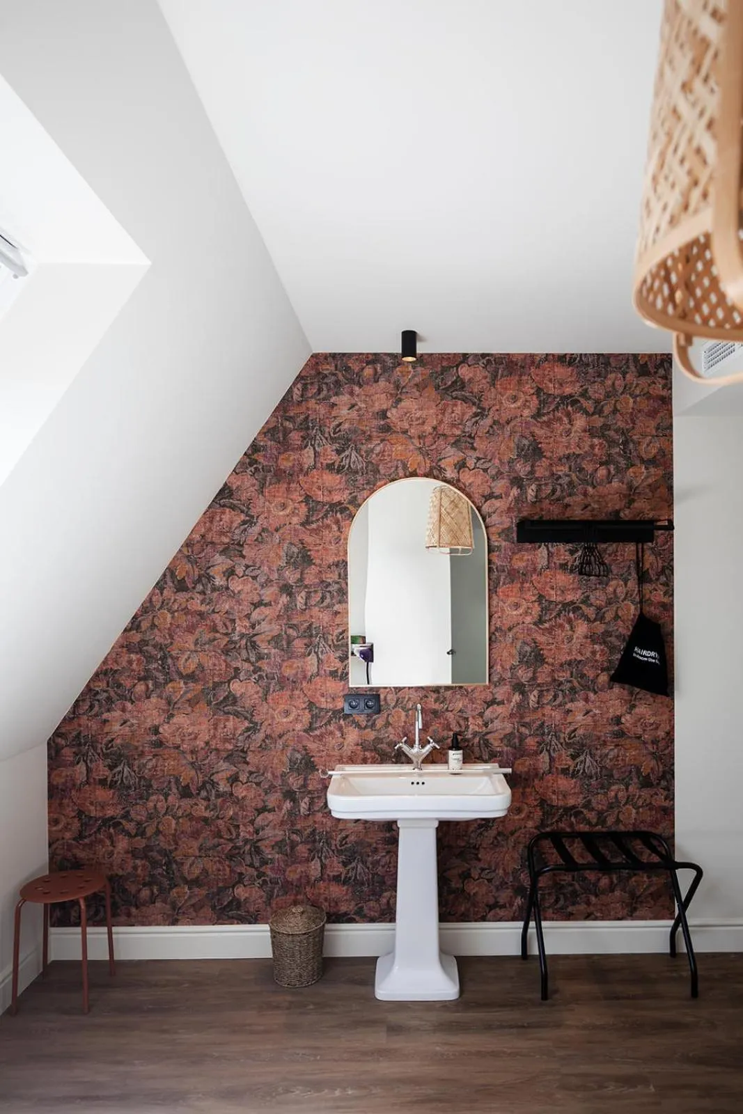 Bathroom in Hotel Rose Red