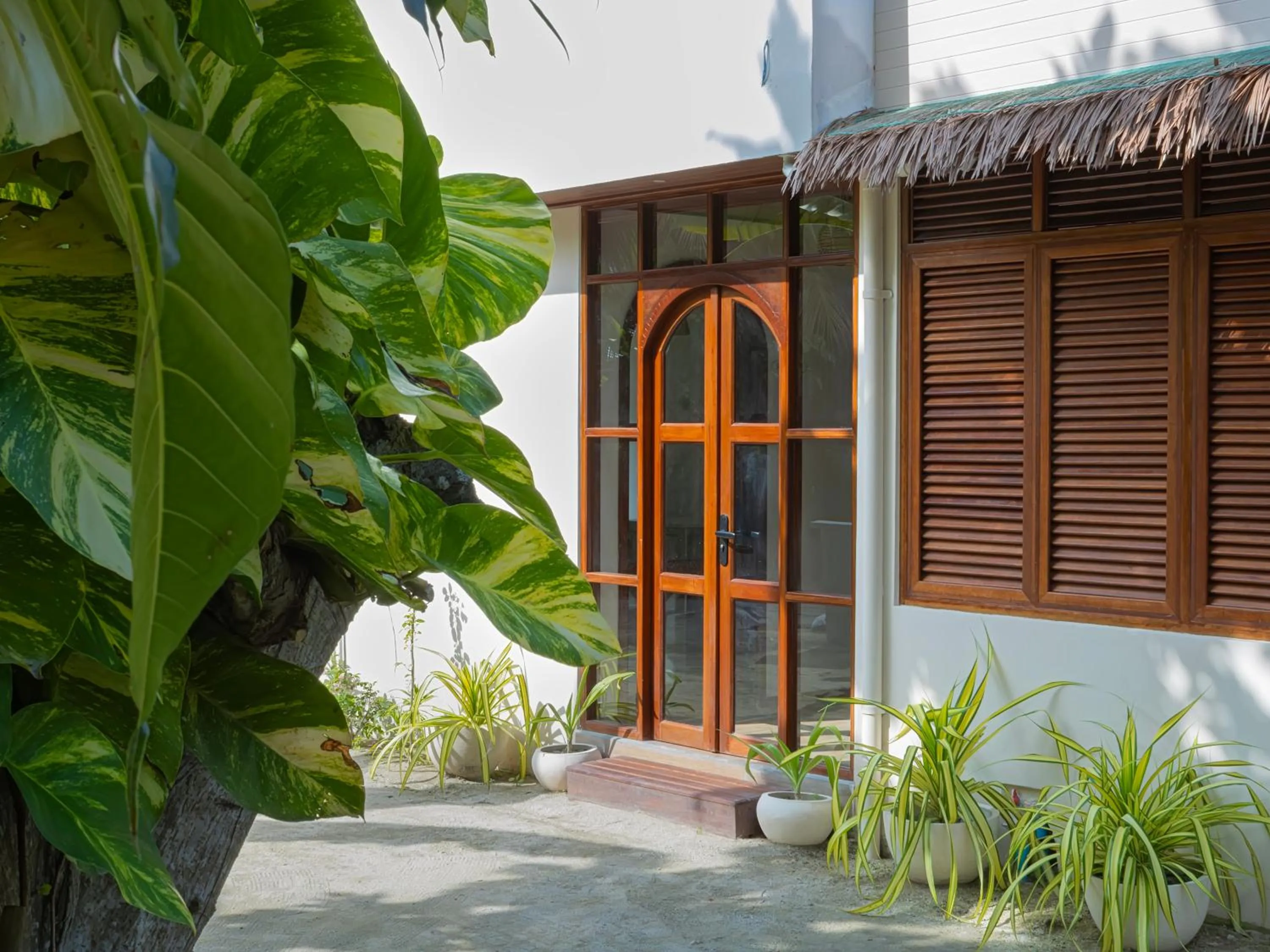 Property building in Ithaa Inn Kamadhoo