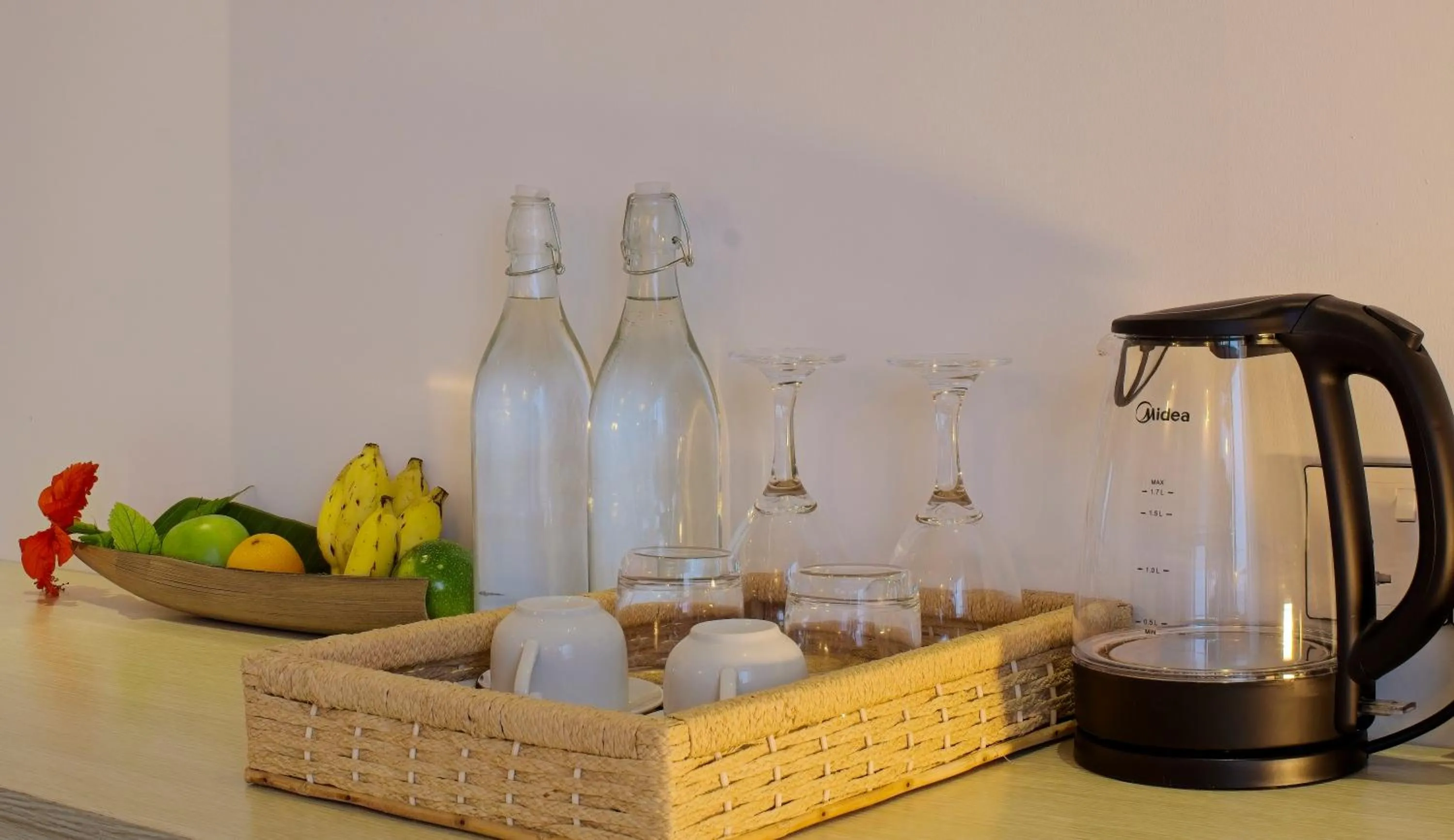 Coffee/tea facilities in Ithaa Inn Kamadhoo