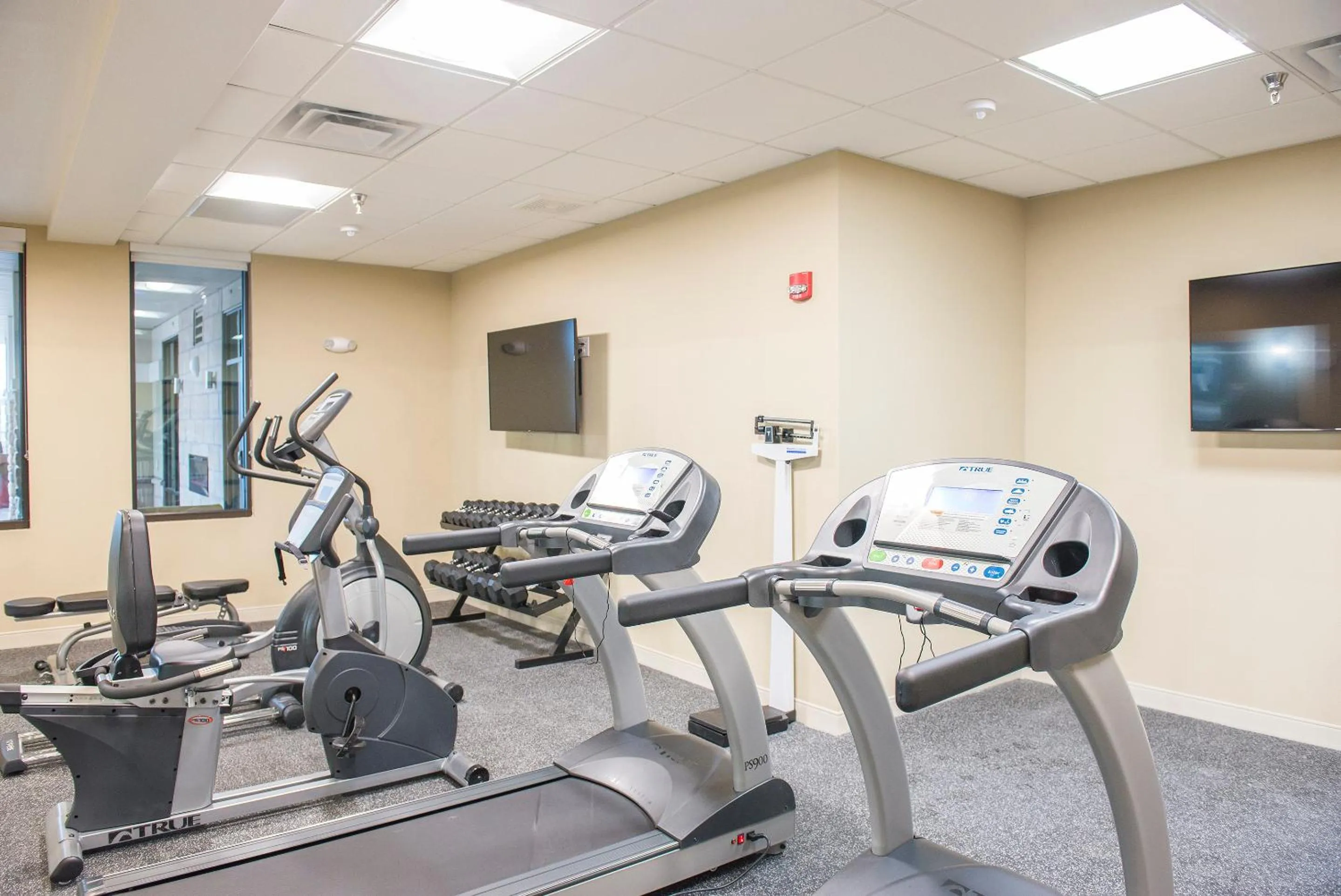 Fitness centre/facilities in Candlewood Suites Fargo South-Medical Center by IHG