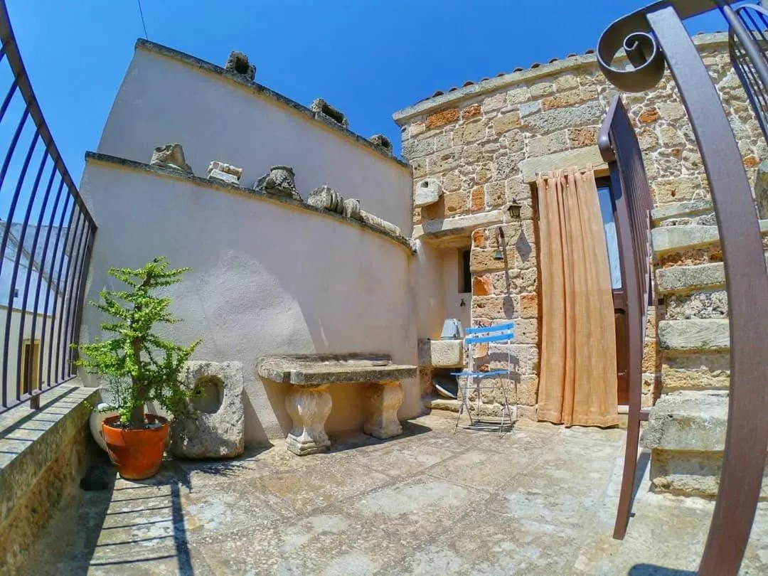 Property building in B&B Pergulea