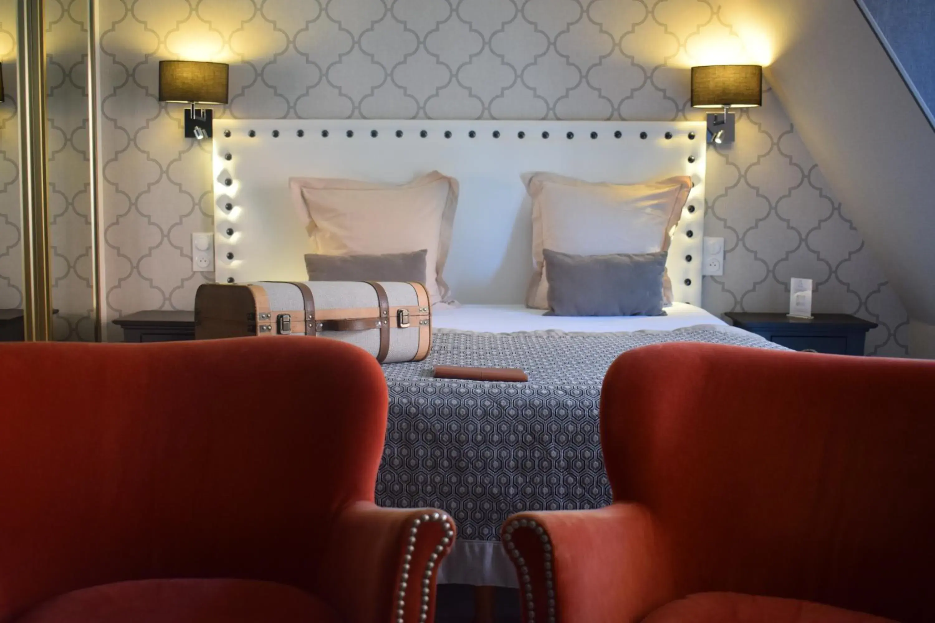 Superior Living Room in Le Trophée Boutique Hôtel Spa- La Loggia Appart'hôtel Superior Living Room in Le Trophée Boutique Hôtel Spa- La Loggia Appart'hôtel