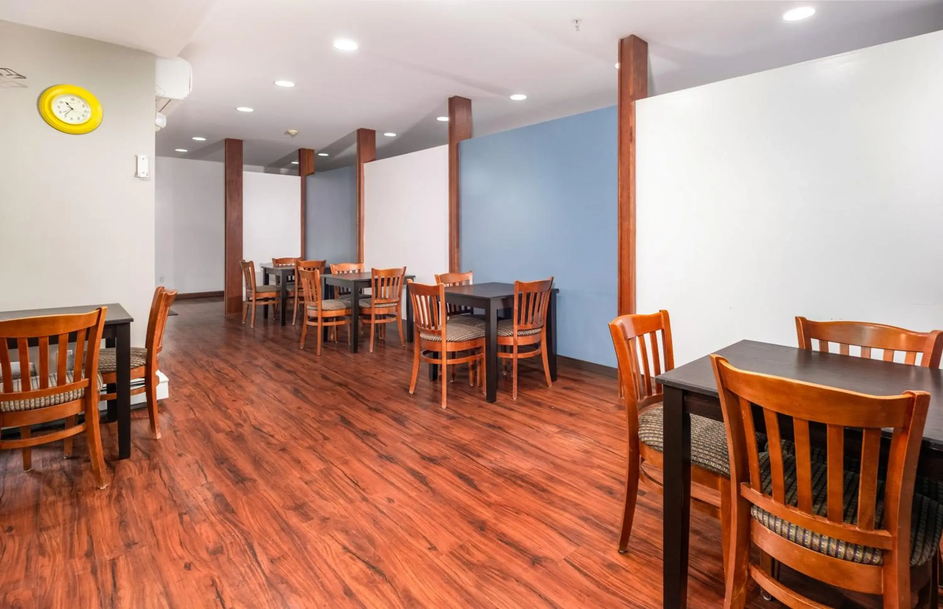 Breakfast in Casco Bay Inn Breakfast in Casco Bay Inn