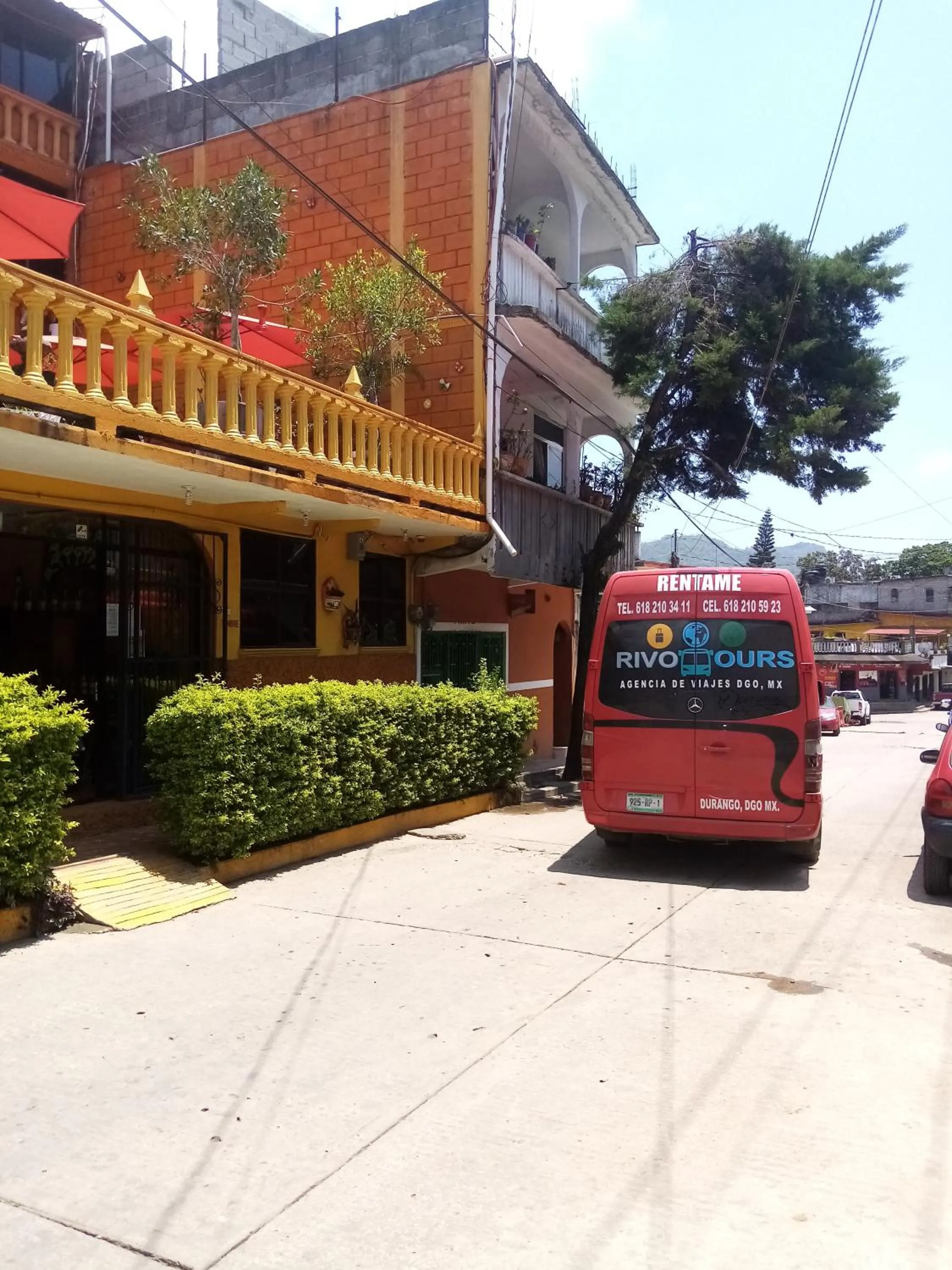 POSAD FAMILIAR EL PARAiSO