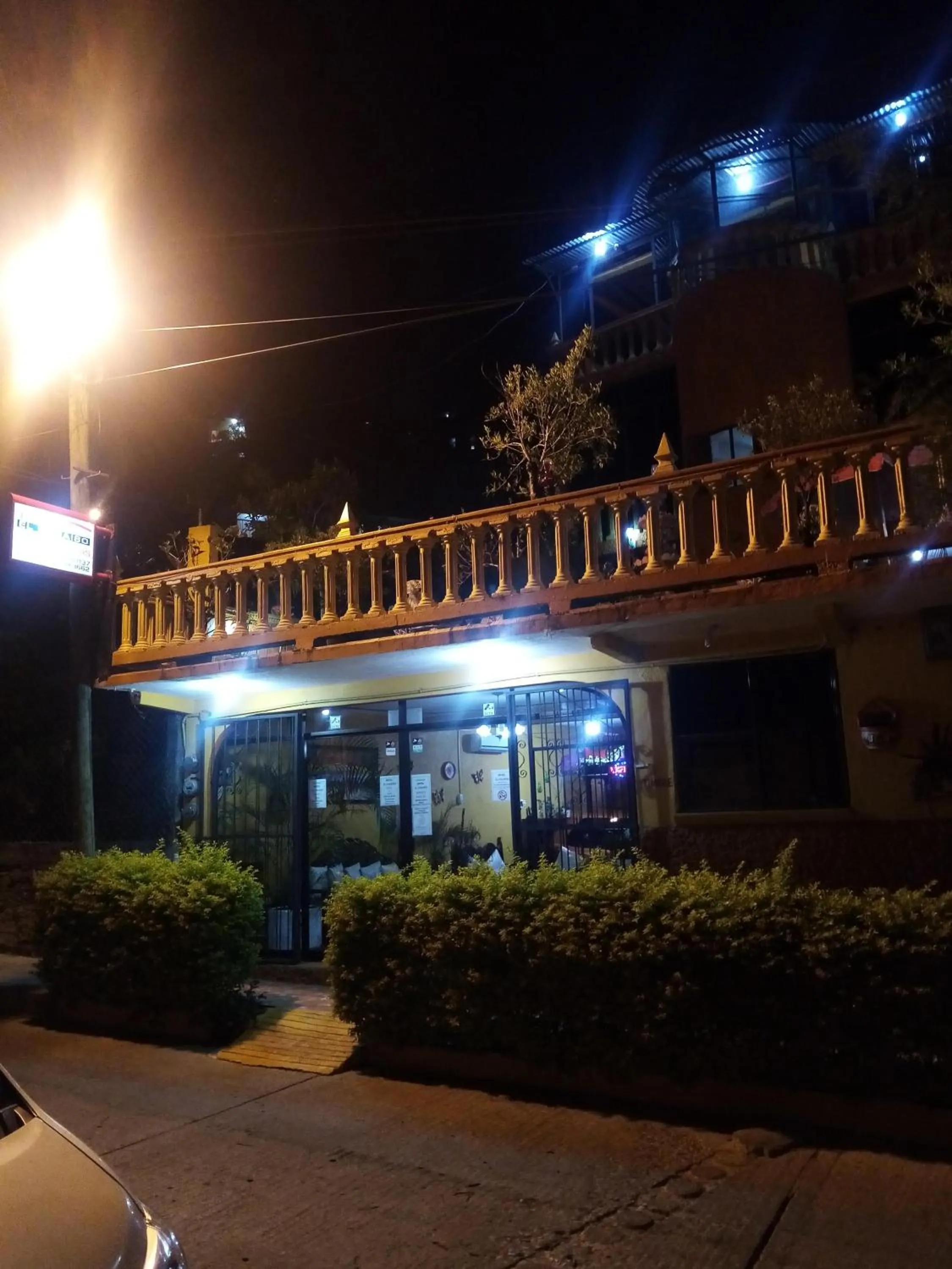 POSAD FAMILIAR EL PARAiSO