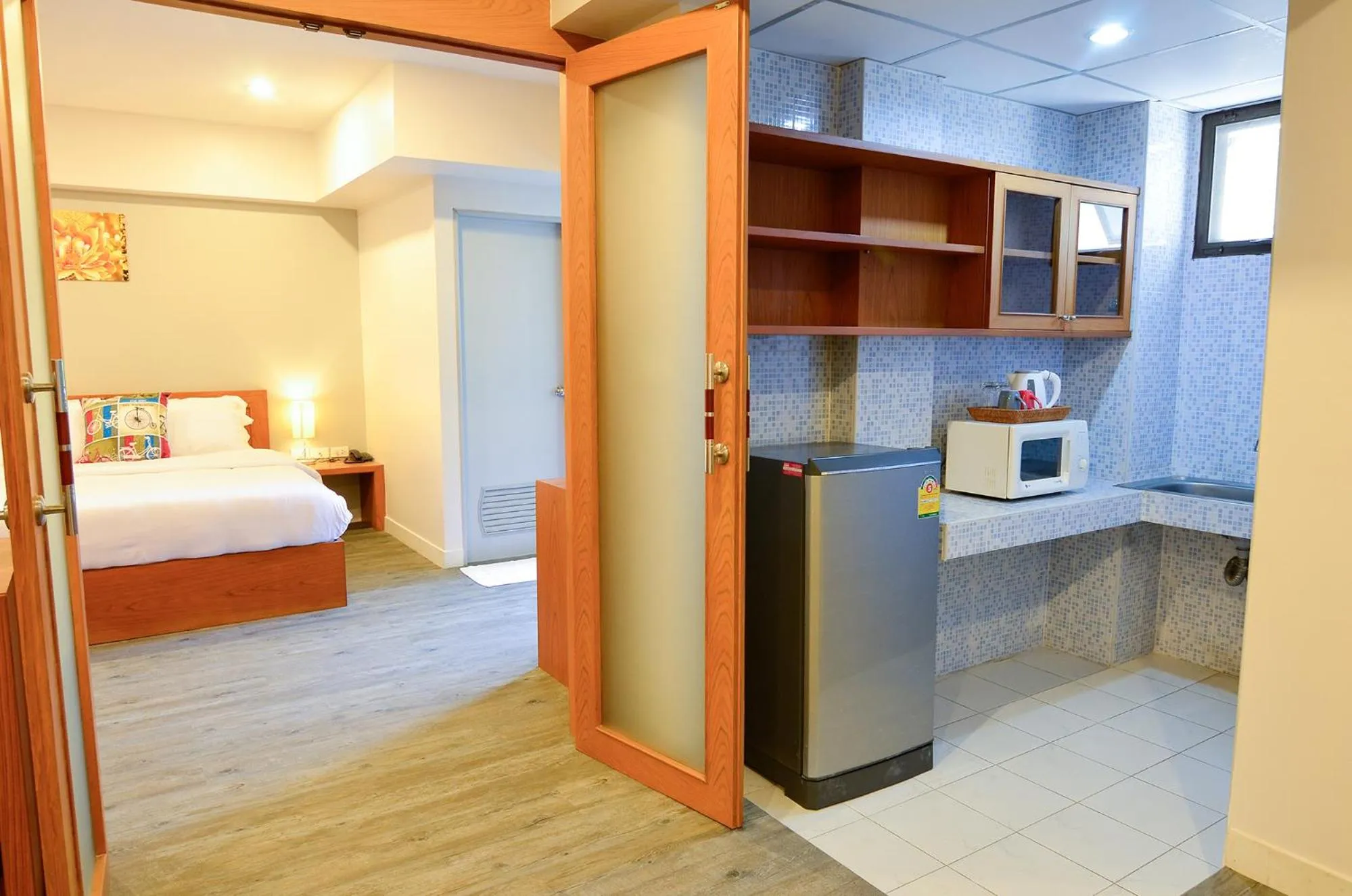 Area and facilities in BJ Boutique