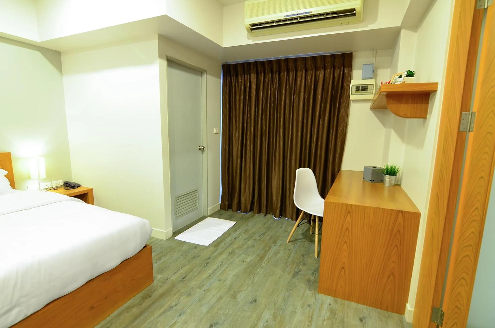 Bedroom in BJ Boutique