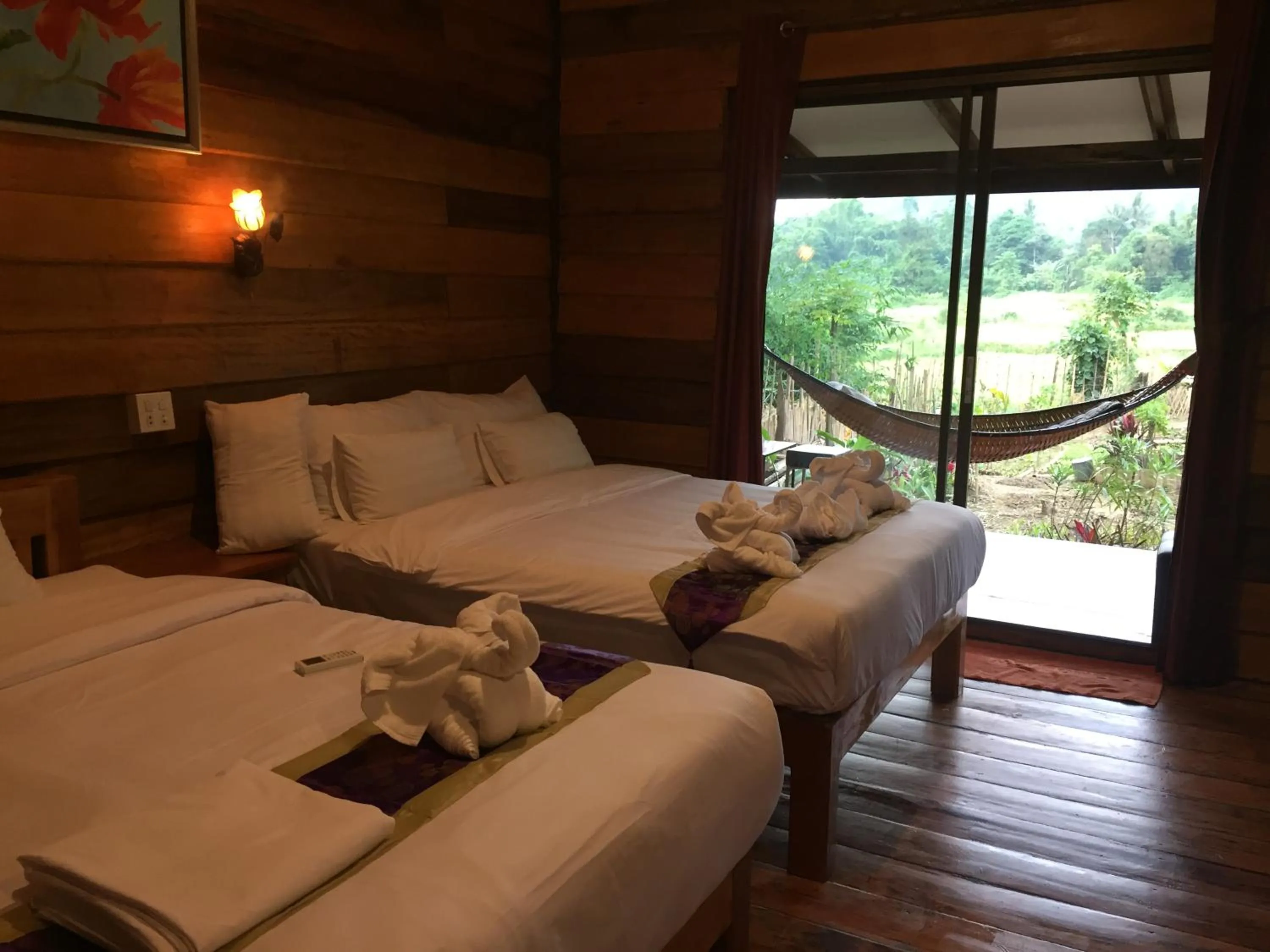 Balcony/Terrace, Bed in Phoxay Ngam Resort