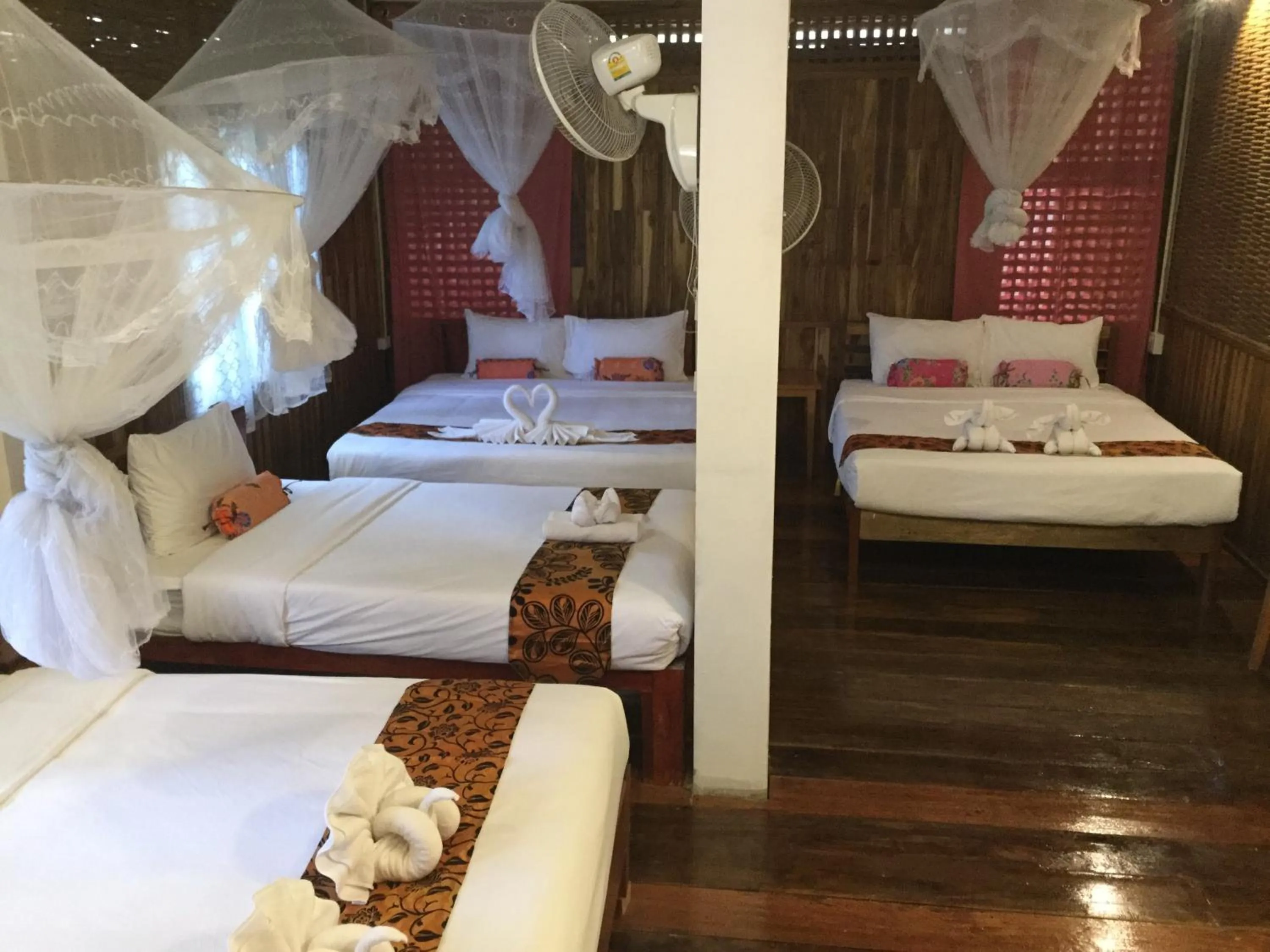 Bedroom, Bed in Phoxay Ngam Resort