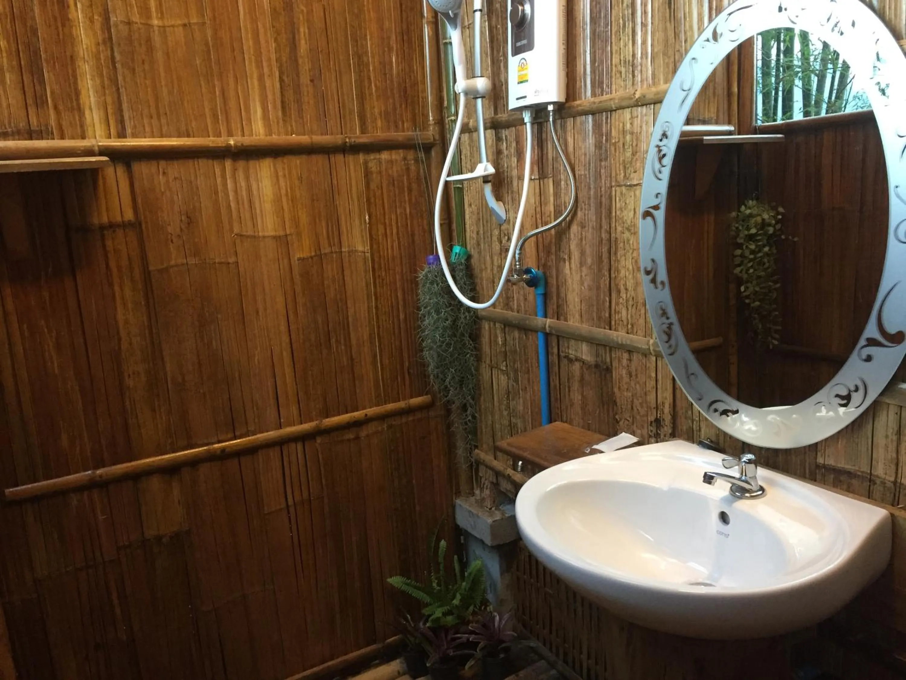 Bathroom in Phoxay Ngam Resort