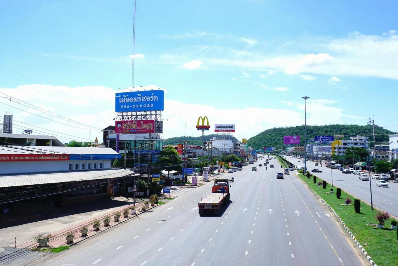 Facade/entrance in Maihom Resort Hotel