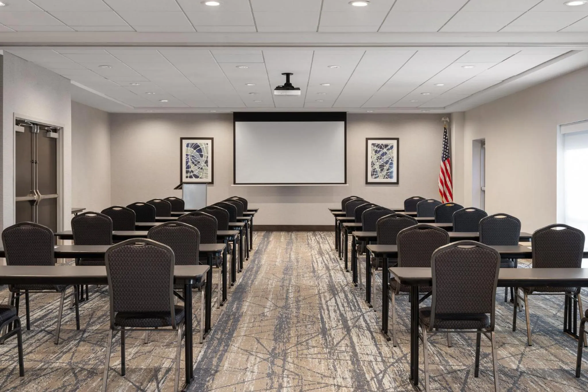 Meeting/conference room in Holiday Inn Express & Suites - Tampa East - Ybor City by IHG