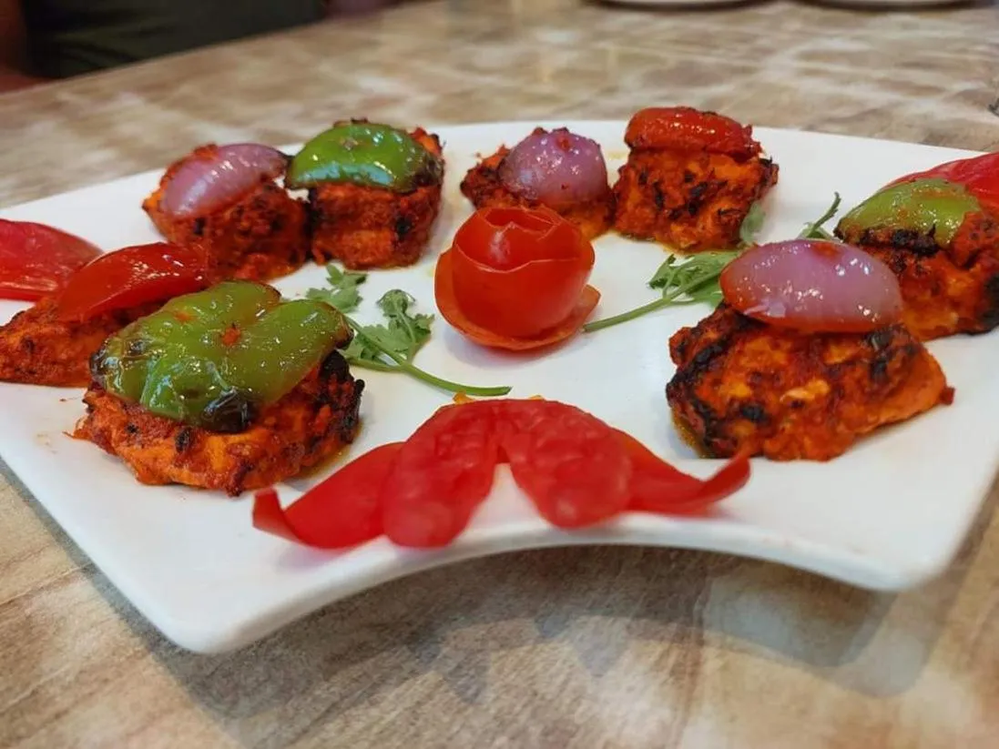 Restaurant/places to eat in Taraji Resort