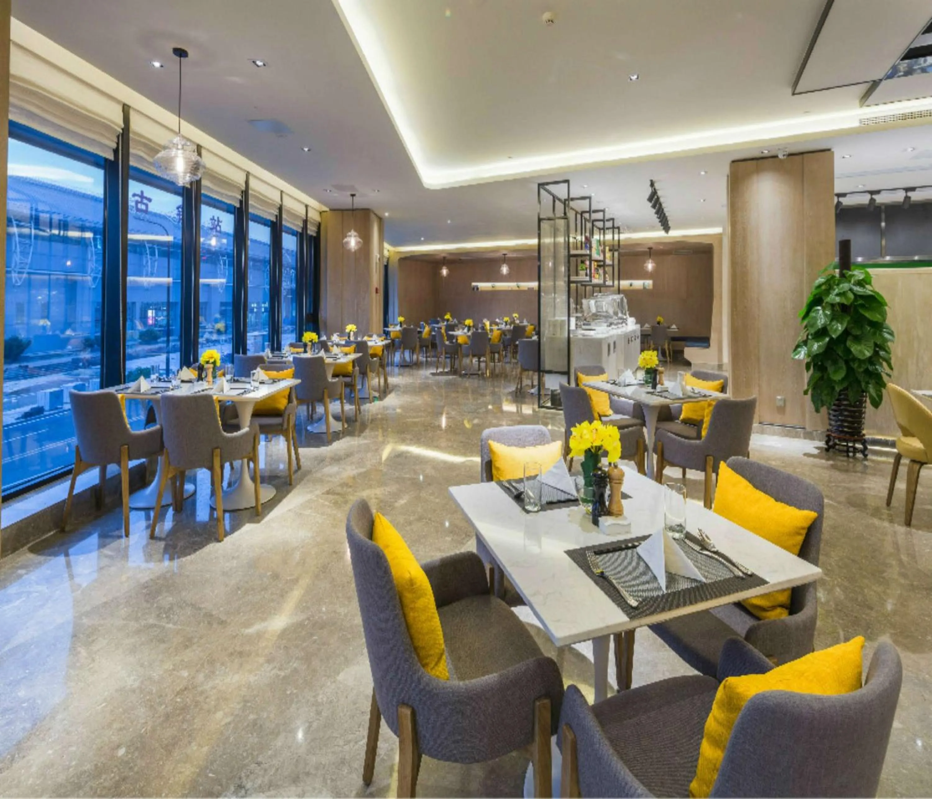 Restaurant/places to eat in Hilton Garden Inn Zhongshan Guzhen