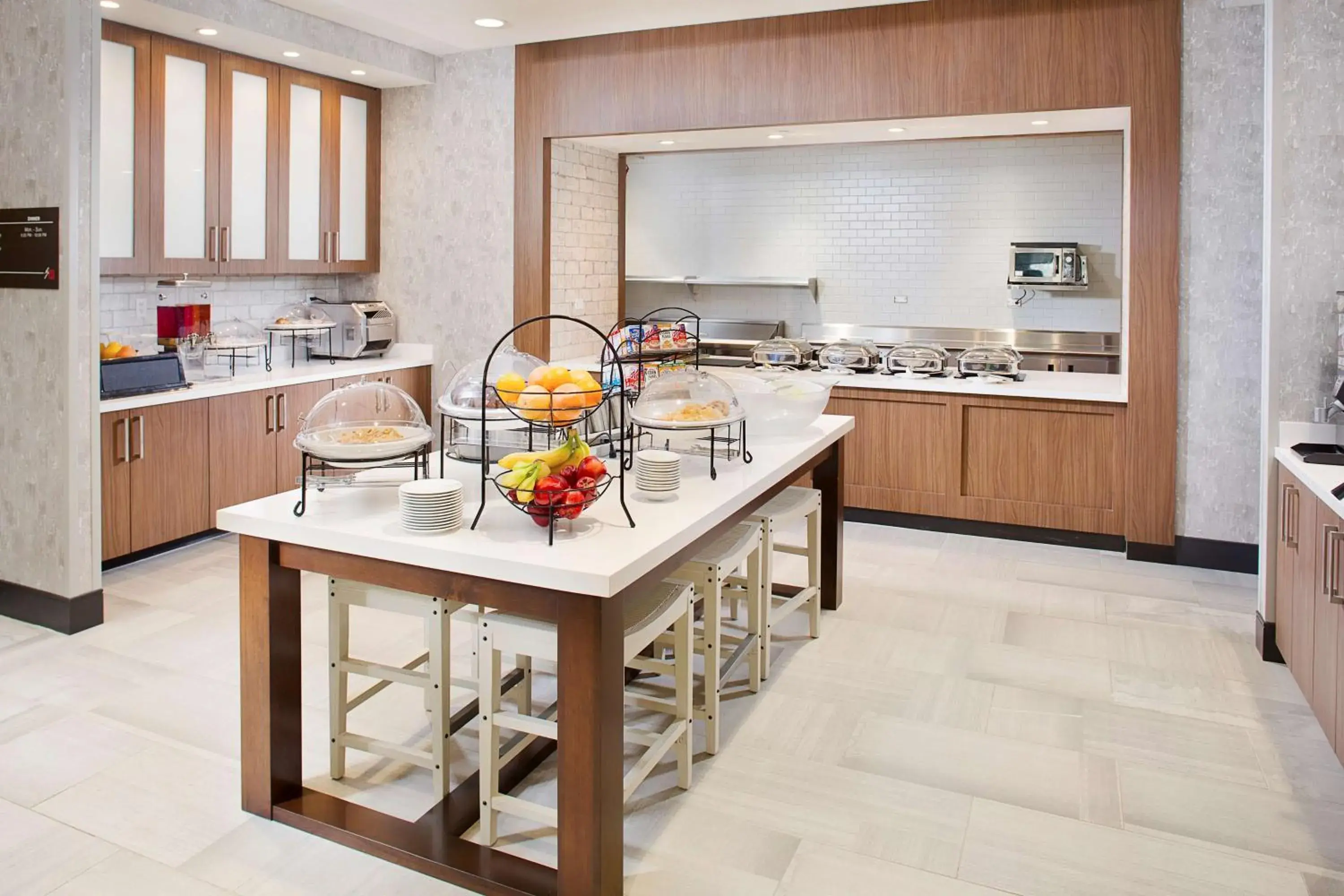 Restaurant/places to eat in Hilton Garden Inn Dallas/Arlington South Restaurant/places to eat in Hilton Garden Inn Dallas/Arlington South