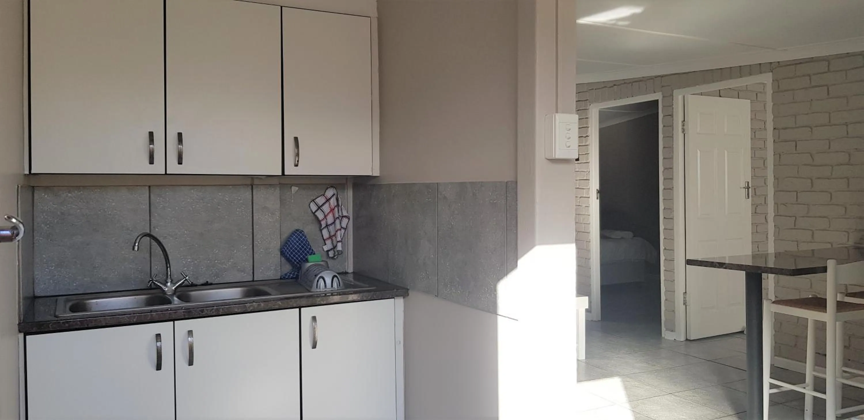 Kelzane Self-Catering