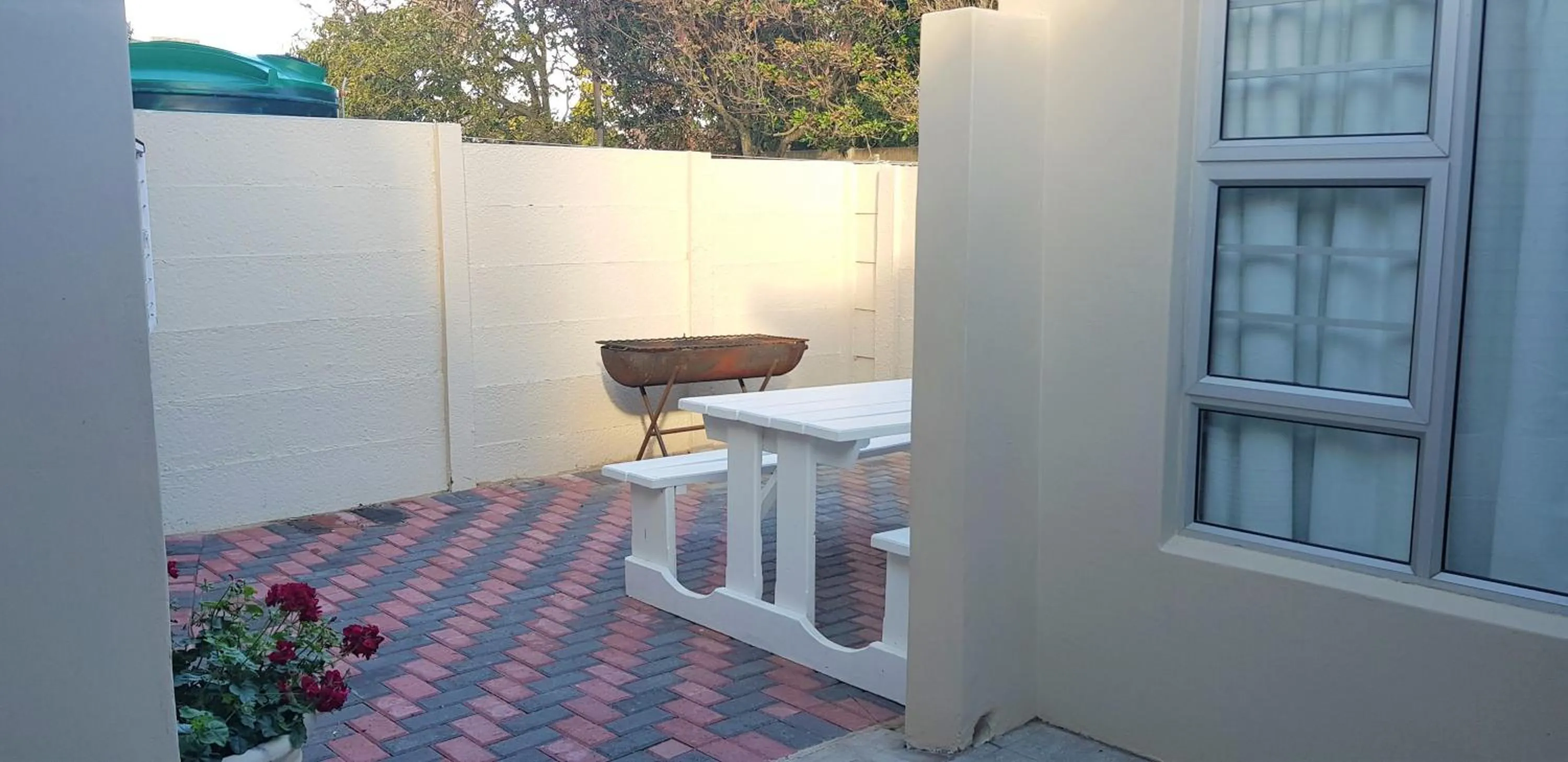 Kelzane Self-Catering