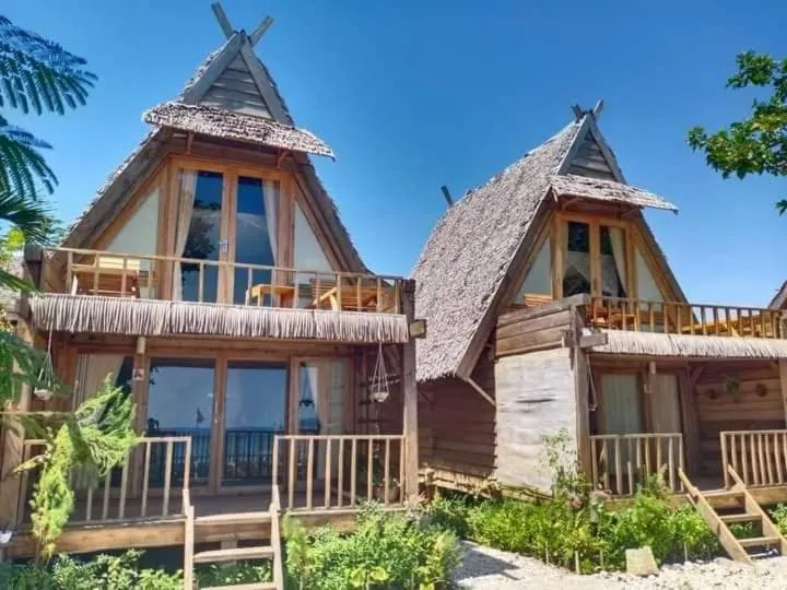 Villa with Sea View in Sunset Moyo Bungalows