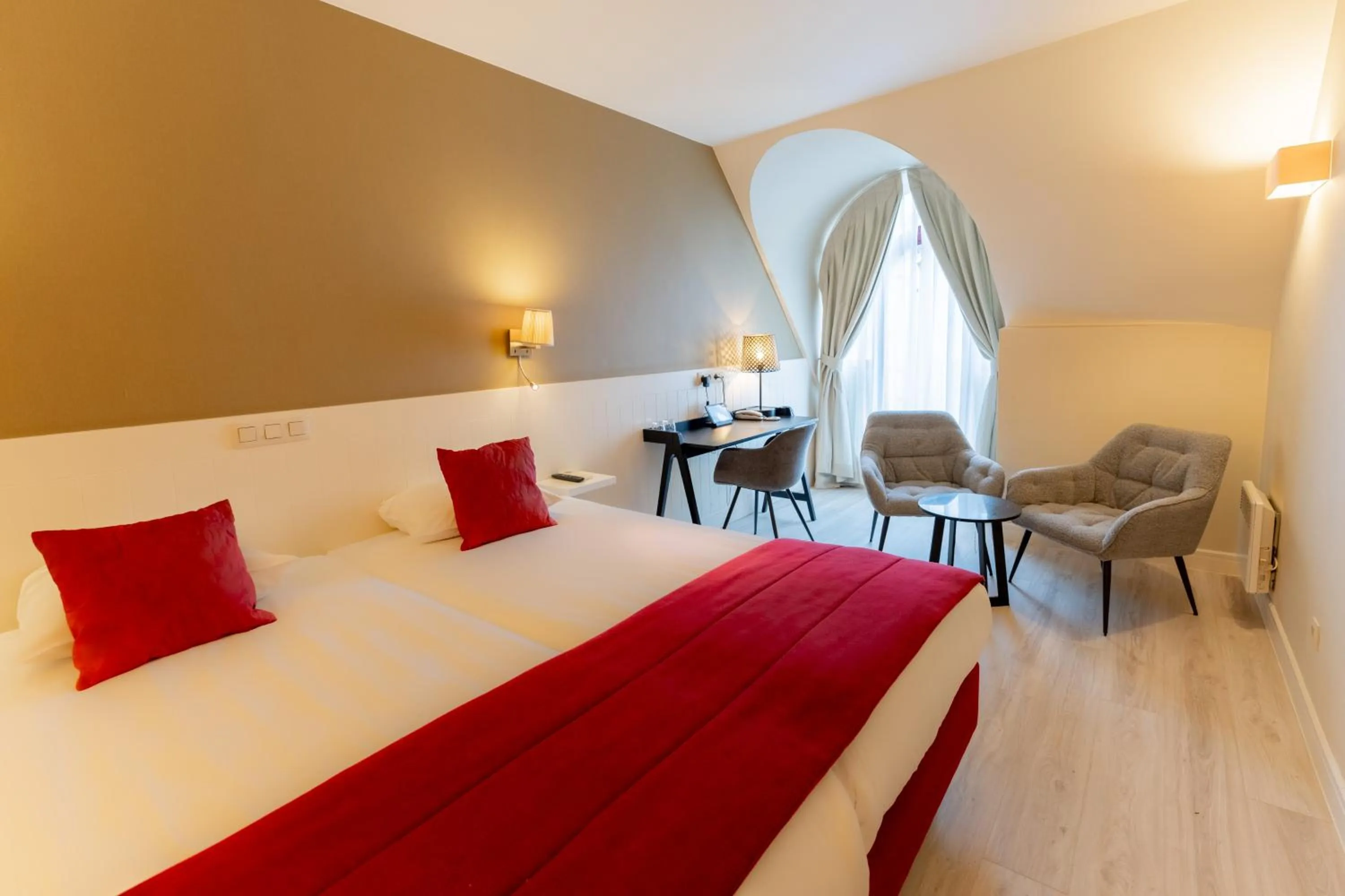 Photo of the whole room, Bed in Hotel Acacia