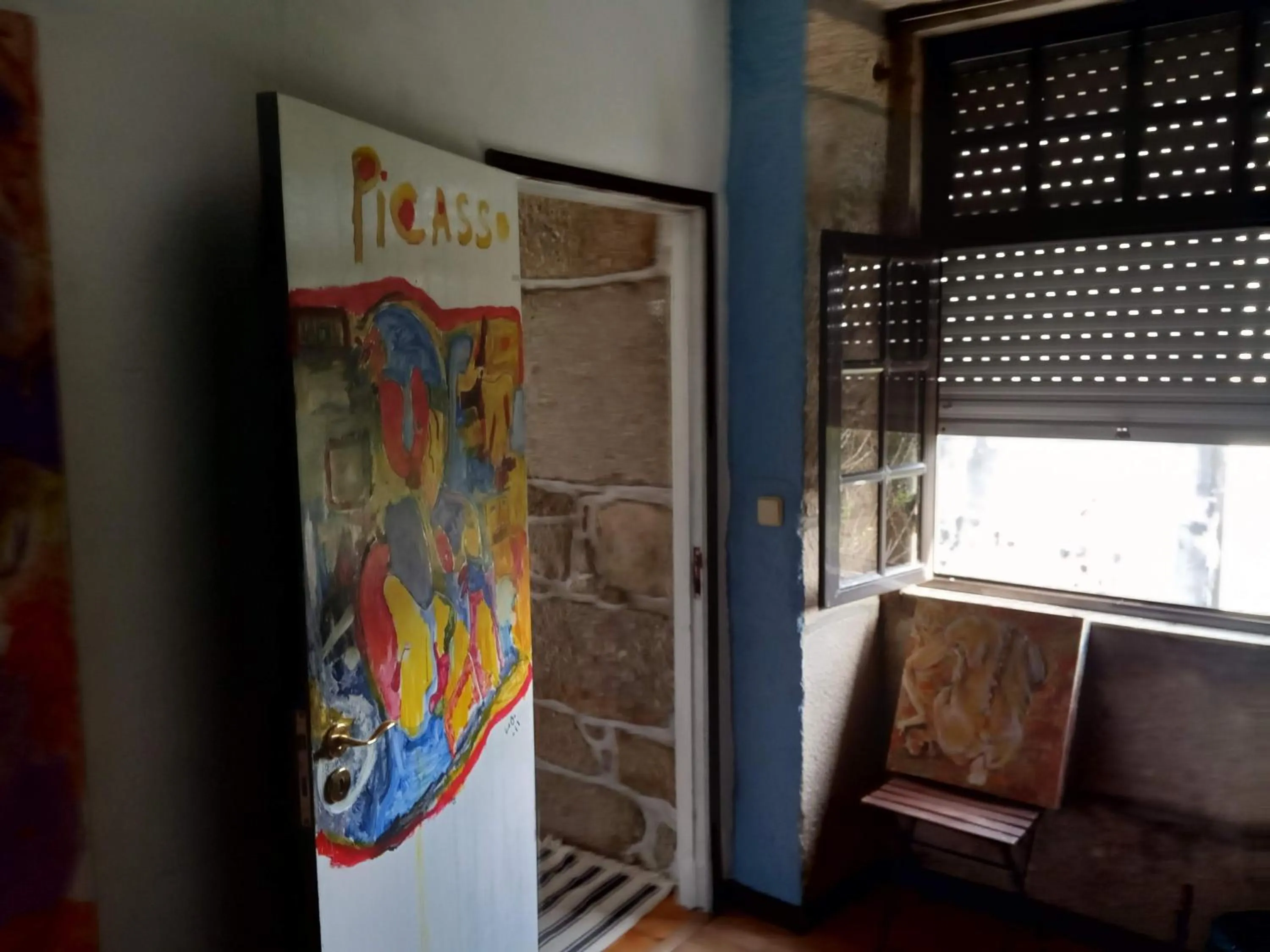 Decorative detail in Family Adams House Hostel