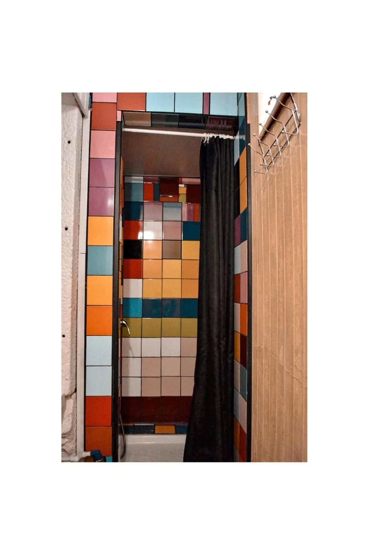 Bathroom in Family Adams House Hostel