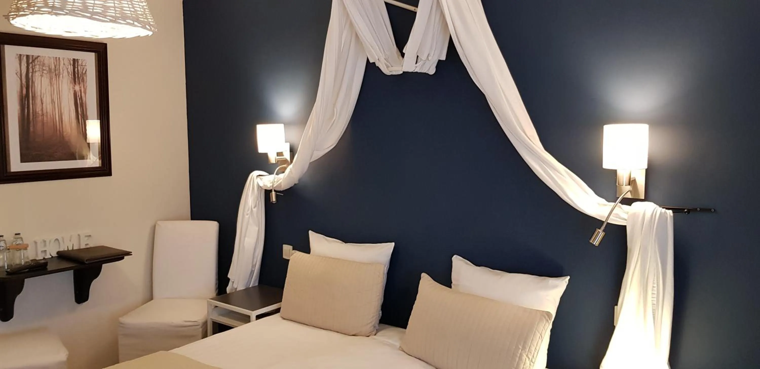 Bed in Hotel Restaurant The Kings Head Inn