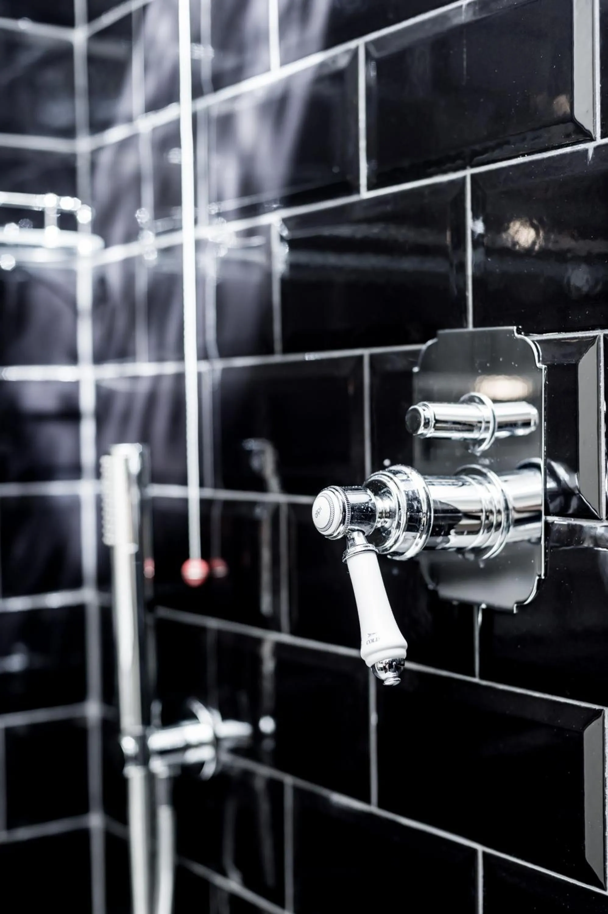 Shower in Arnobio Florence Suites