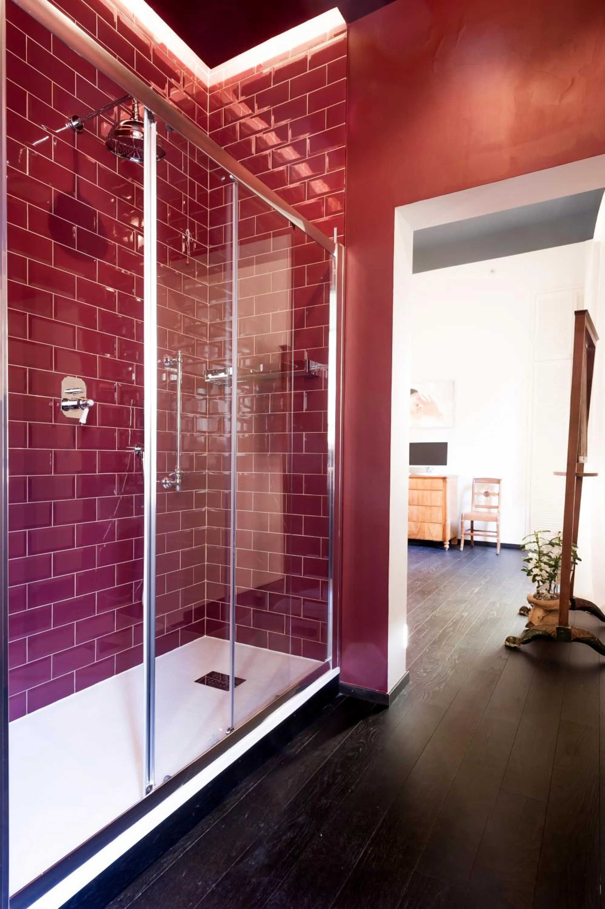 Shower in Arnobio Florence Suites