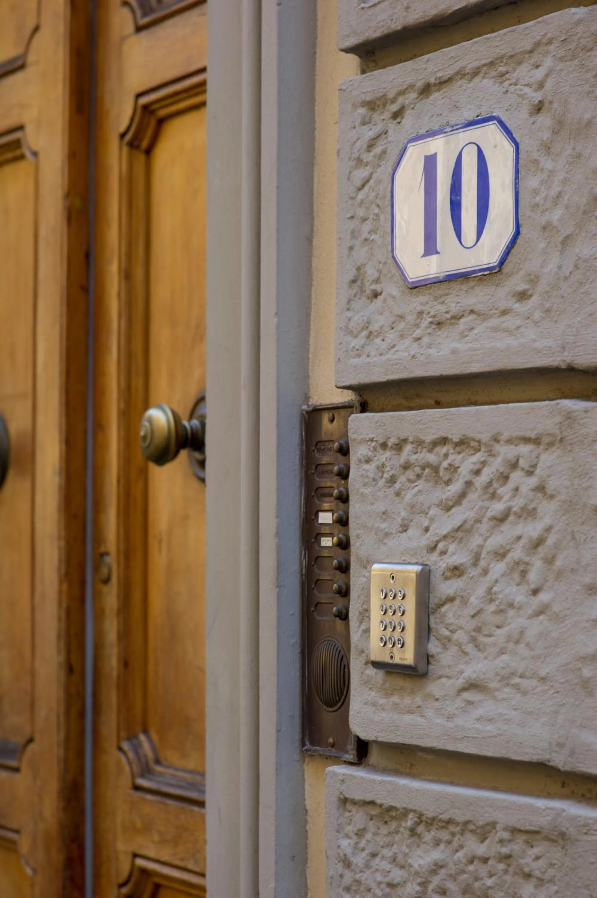 Facade/entrance in Arnobio Florence Suites