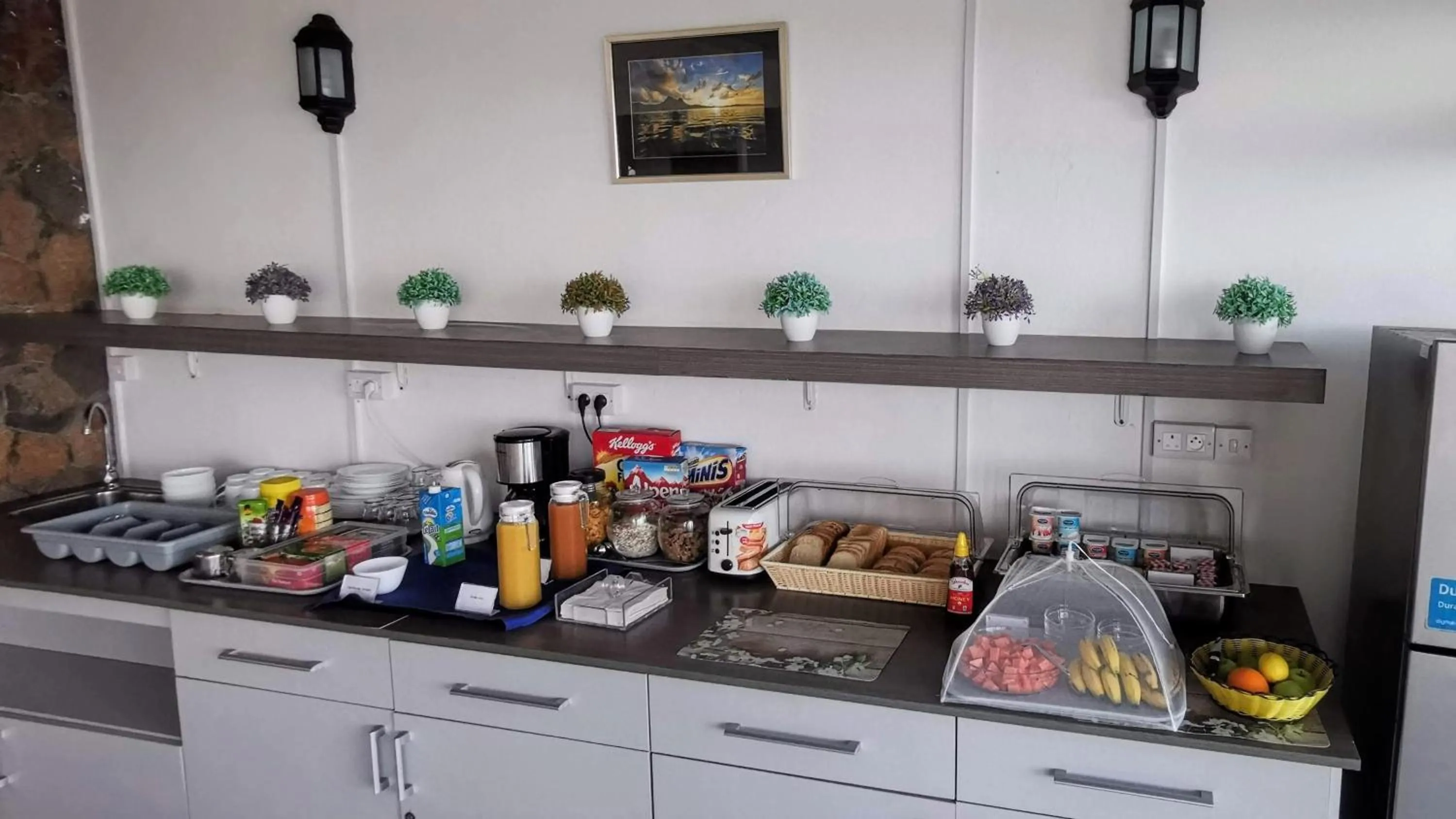 Breakfast in Blue Beryl Guest House