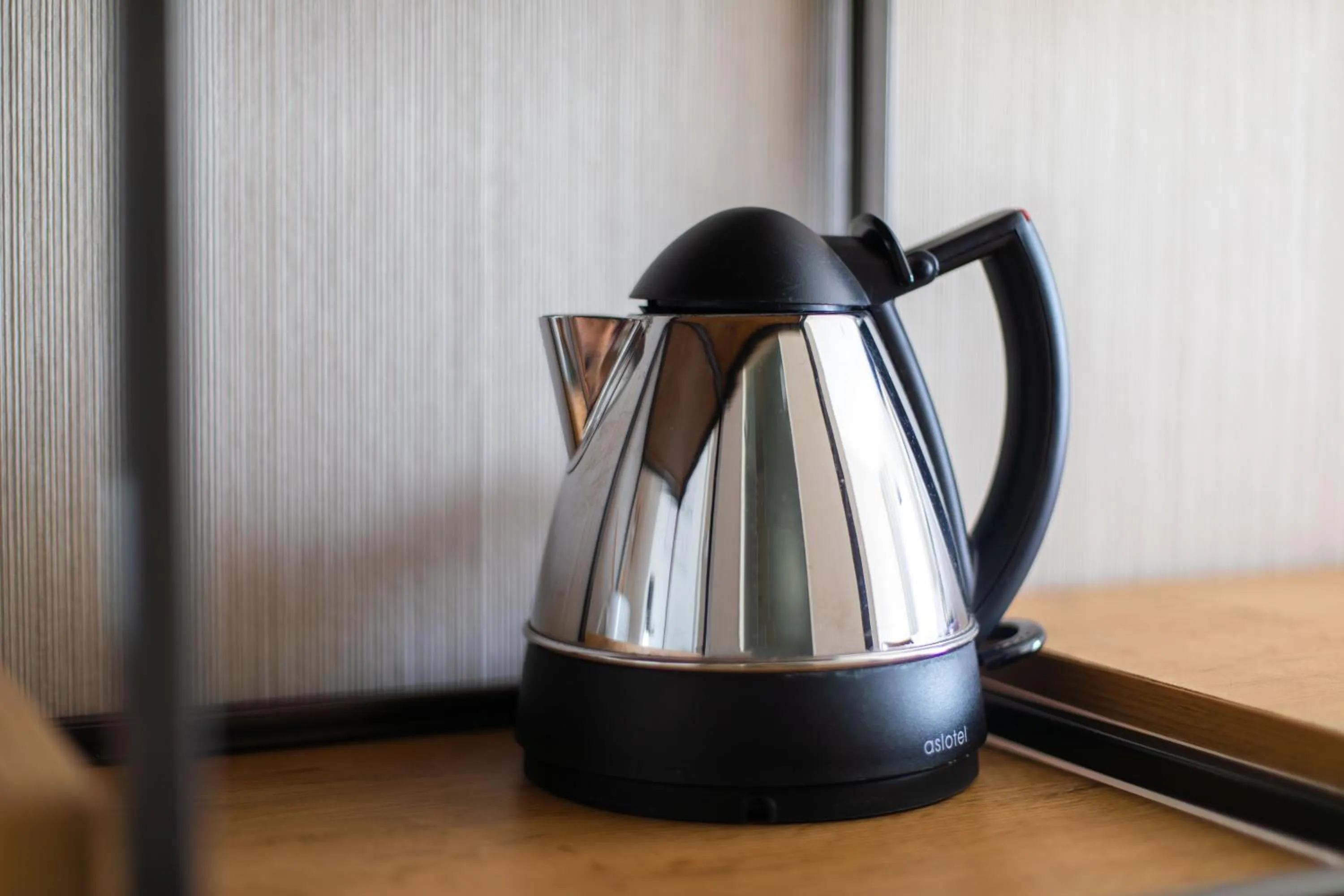 Coffee/tea facilities in Good Hotel London