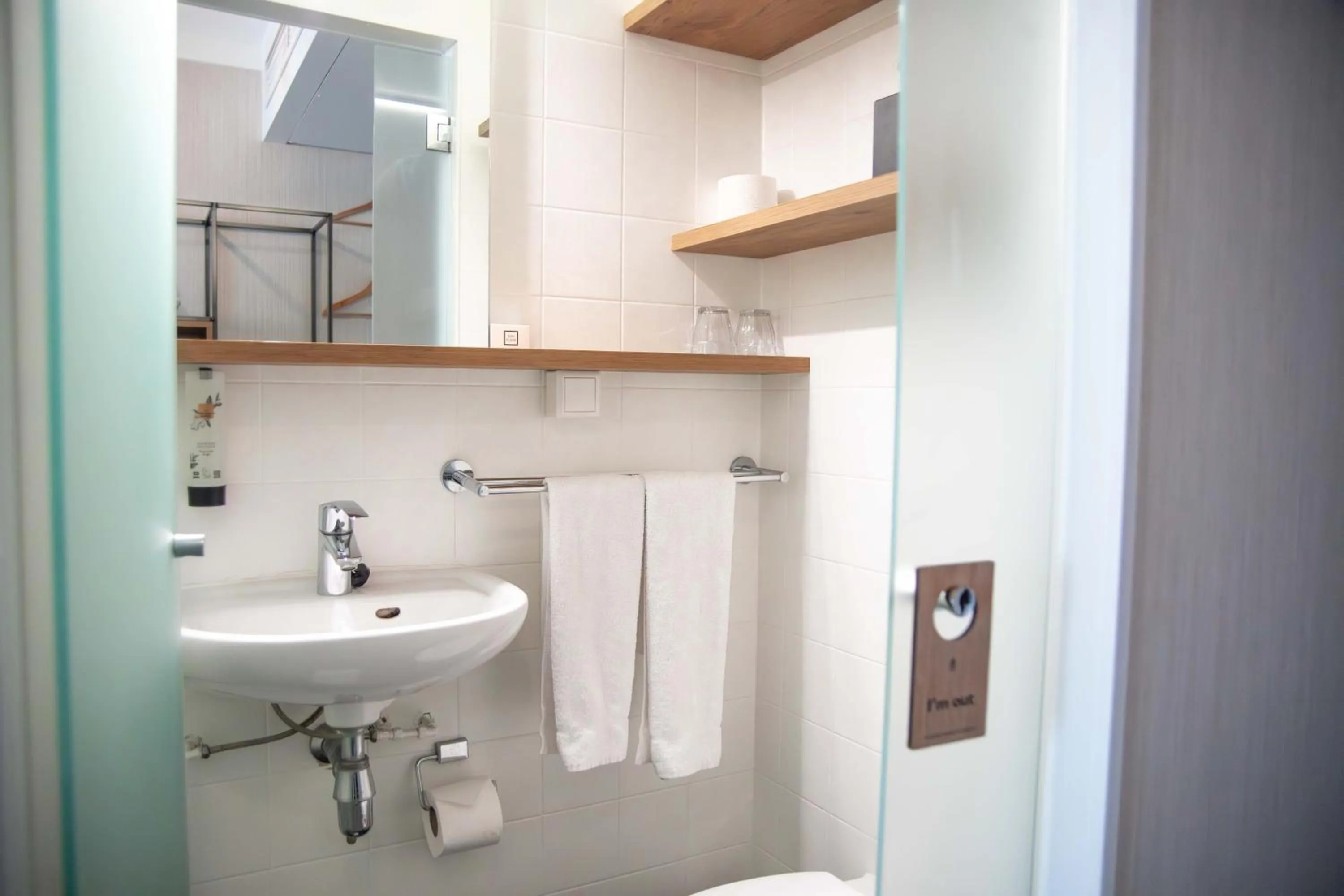 Shower in Good Hotel London