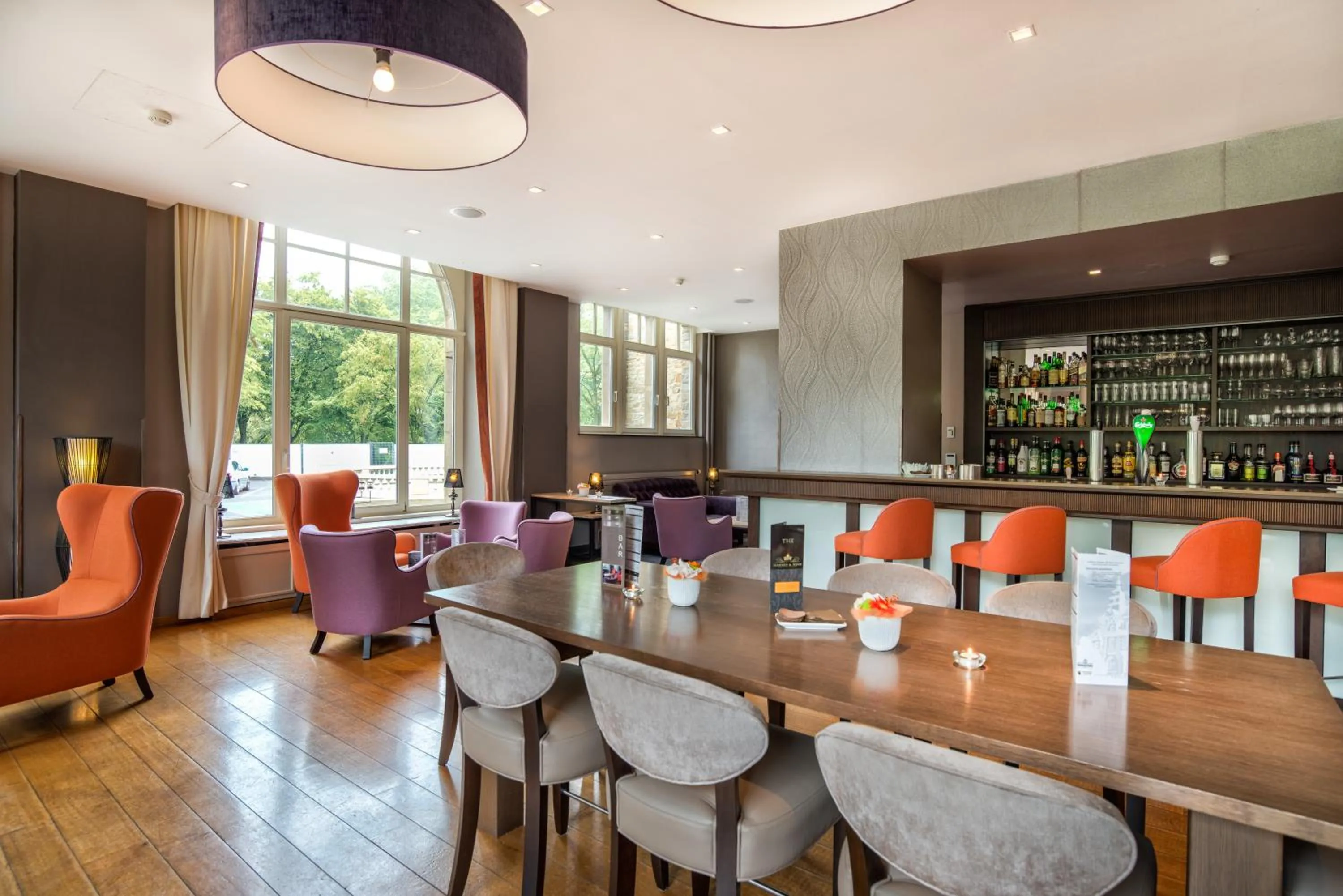 Lounge or bar in Le Chateau de Namur