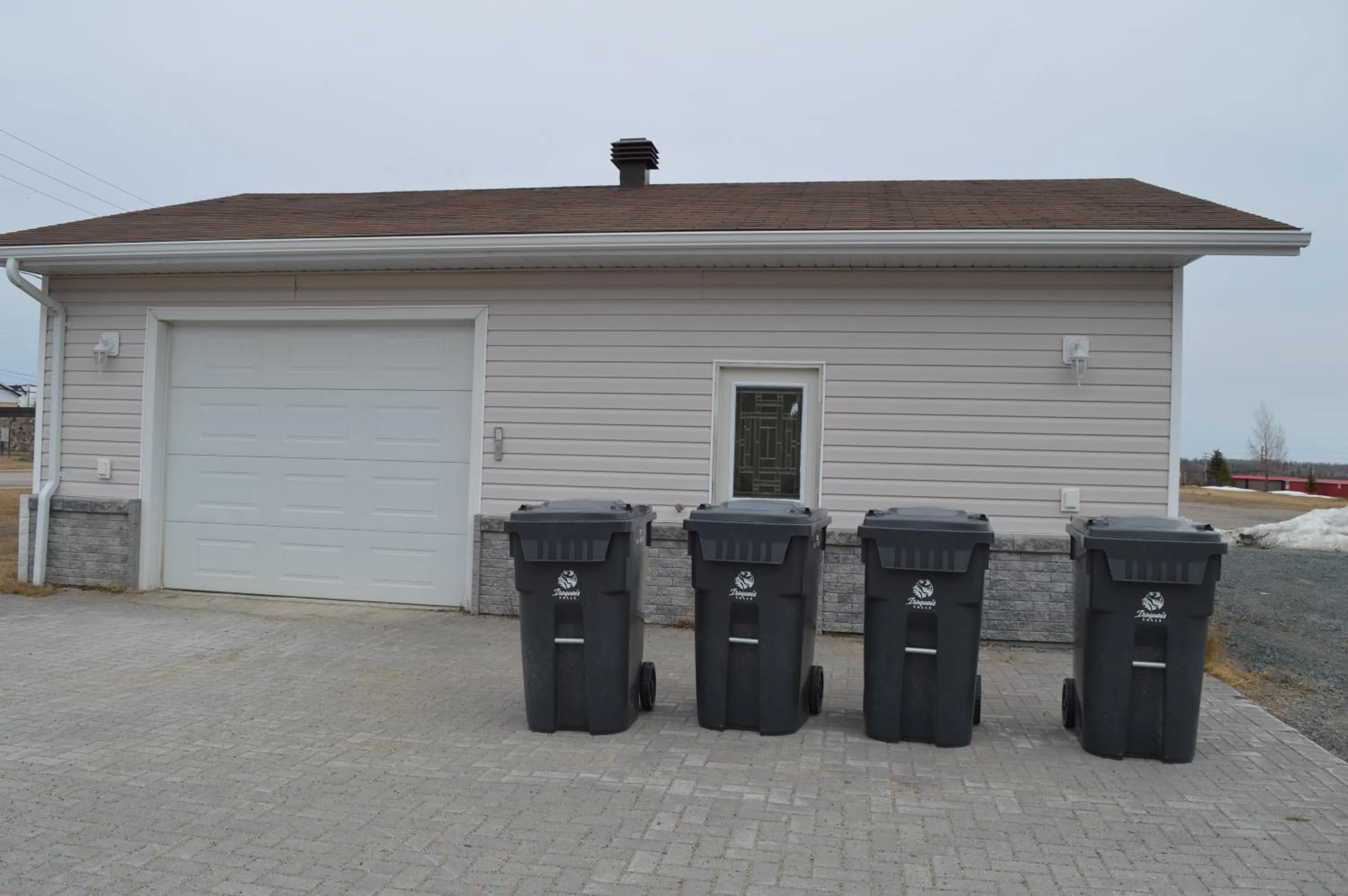 Auberge MacDonald Guest Inn