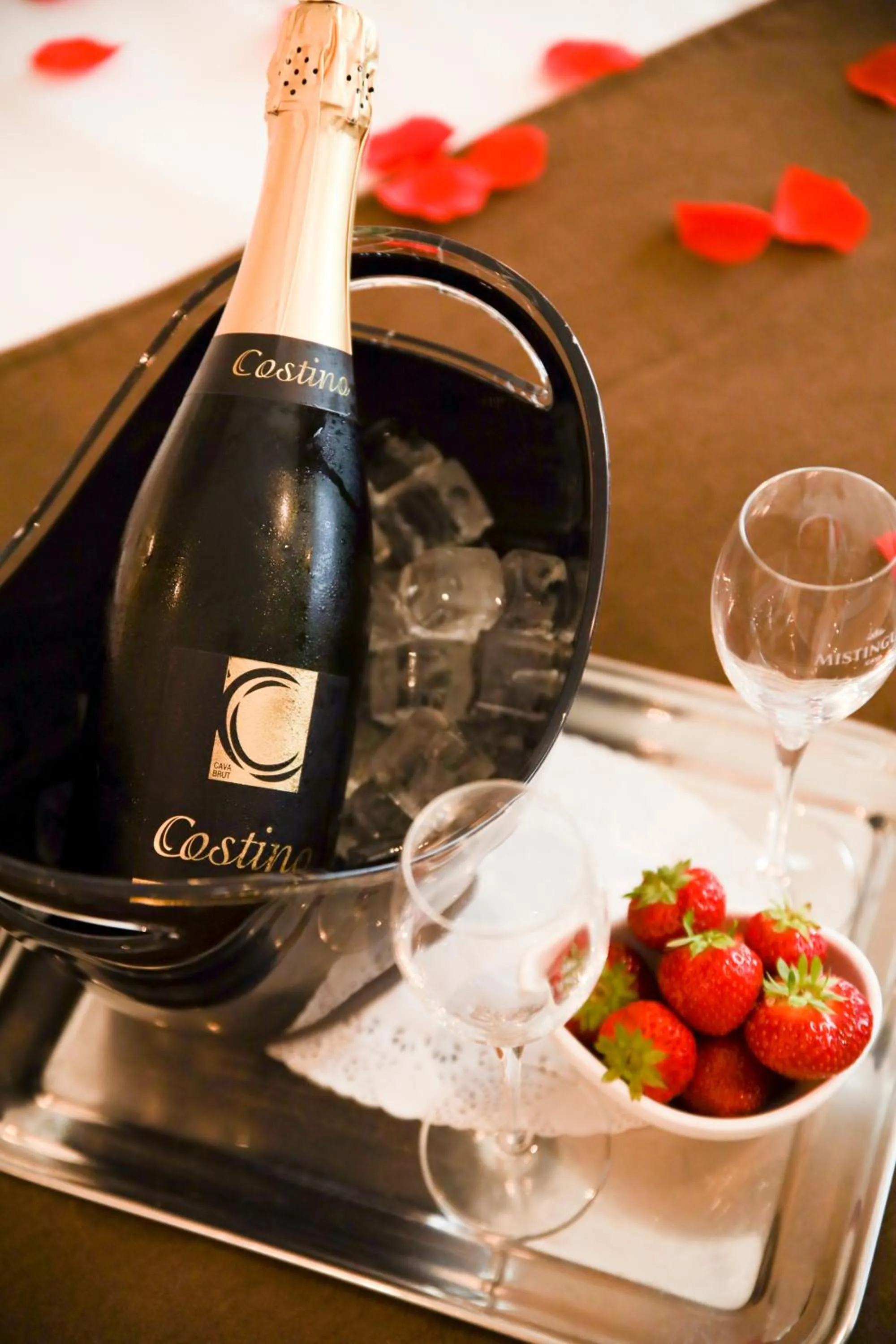 Food and drinks in Alfa Inn