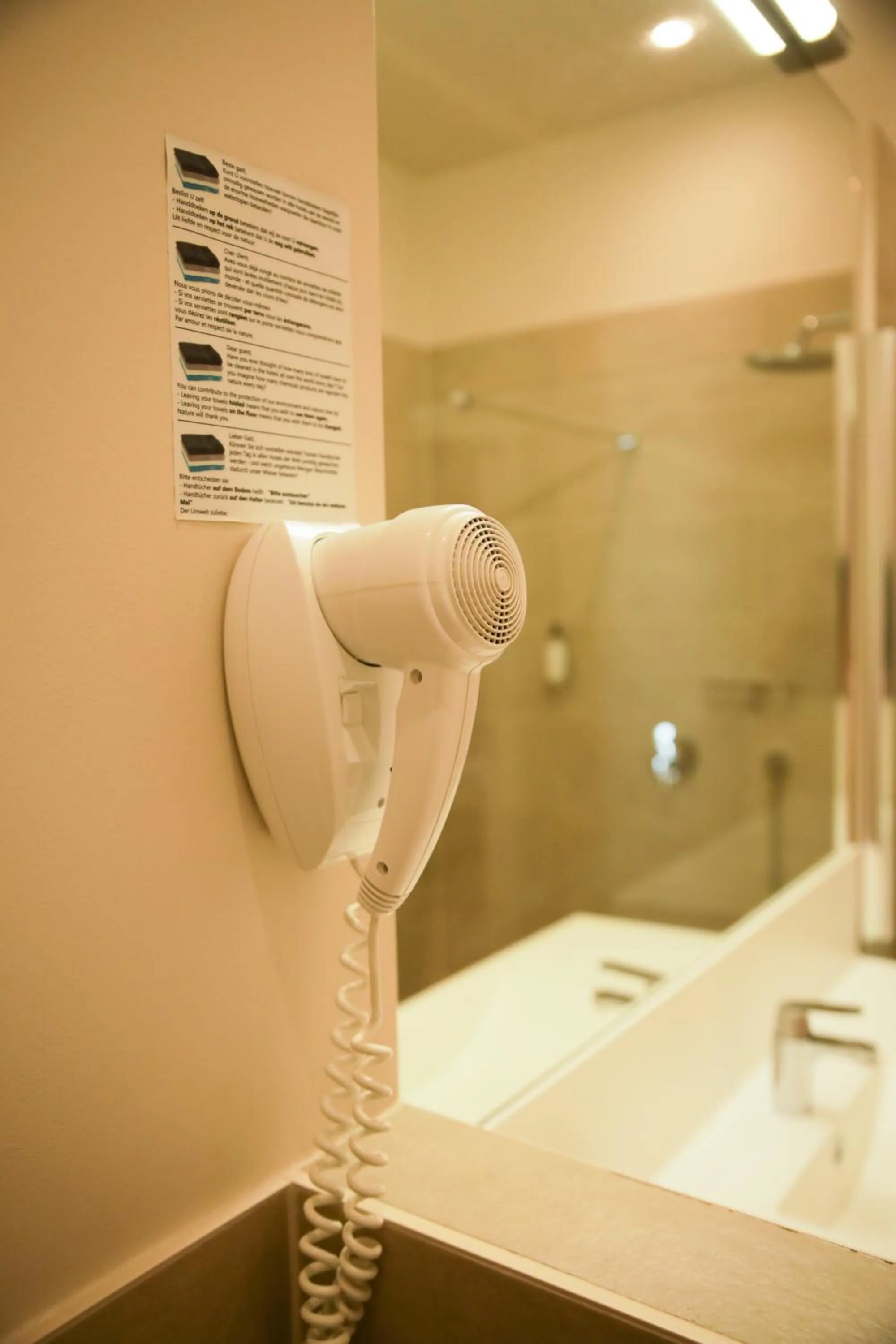 Bathroom in Alfa Inn