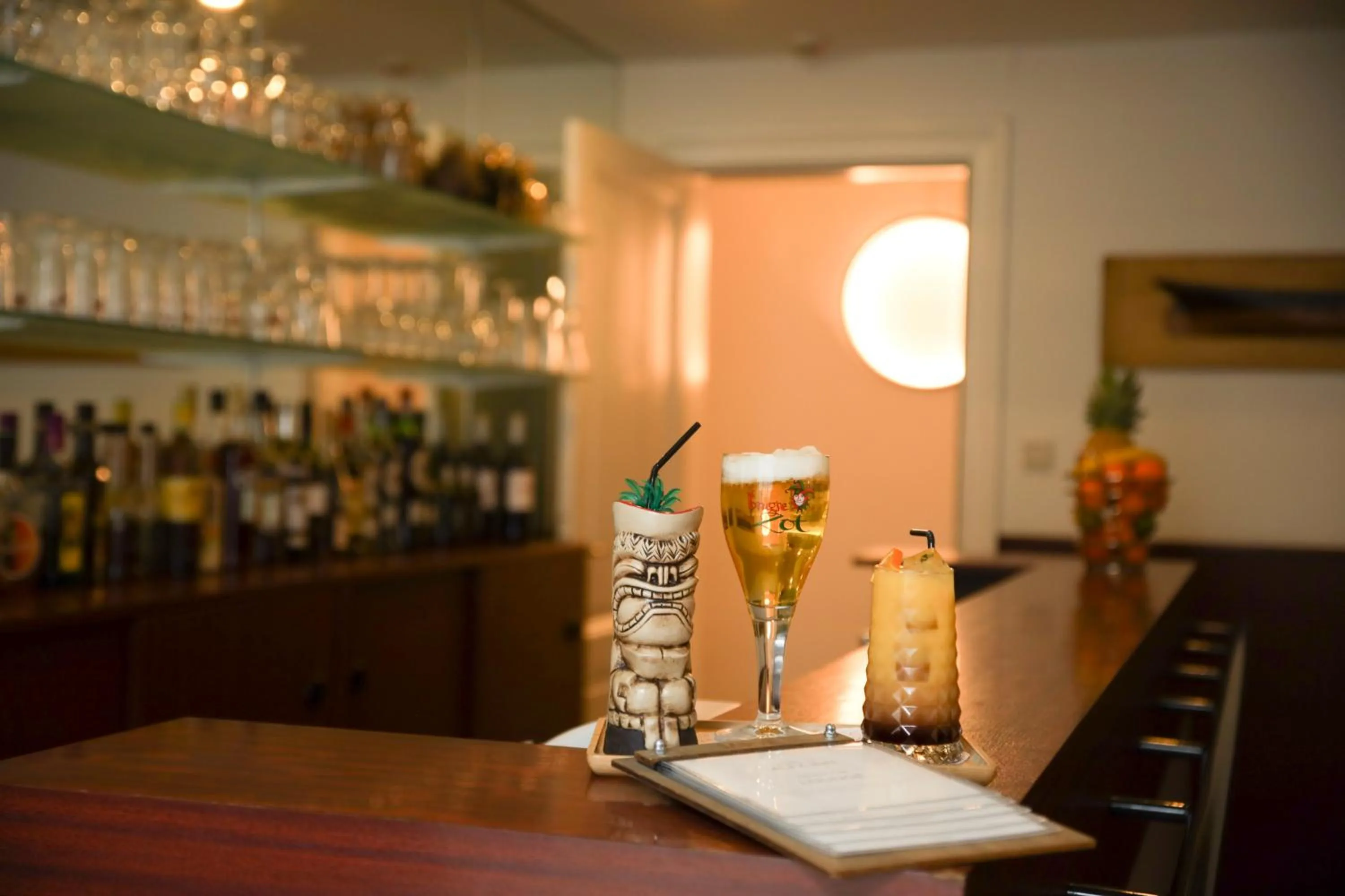 Lounge or bar in Alfa Inn