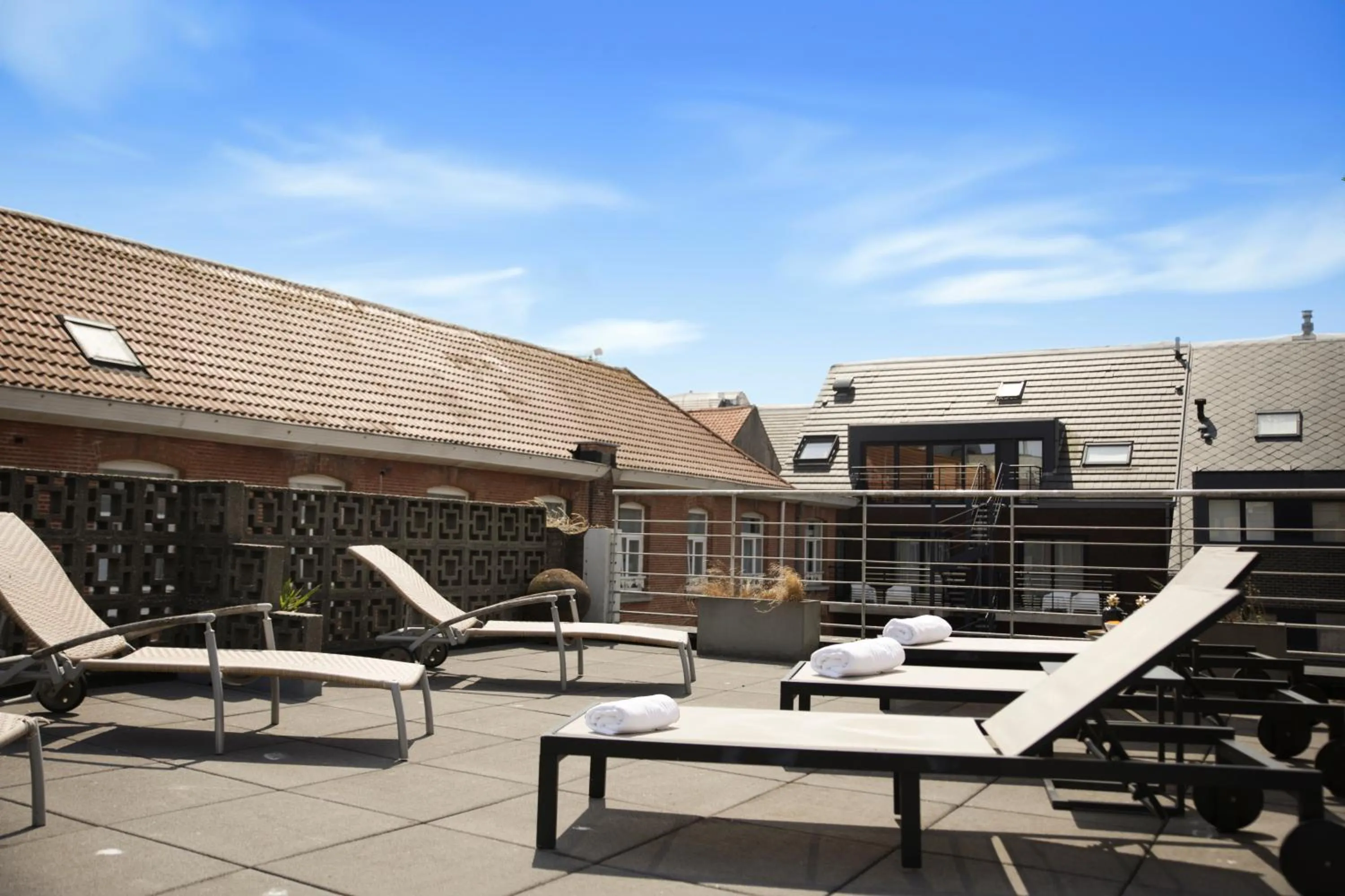 Balcony/Terrace in Alfa Inn