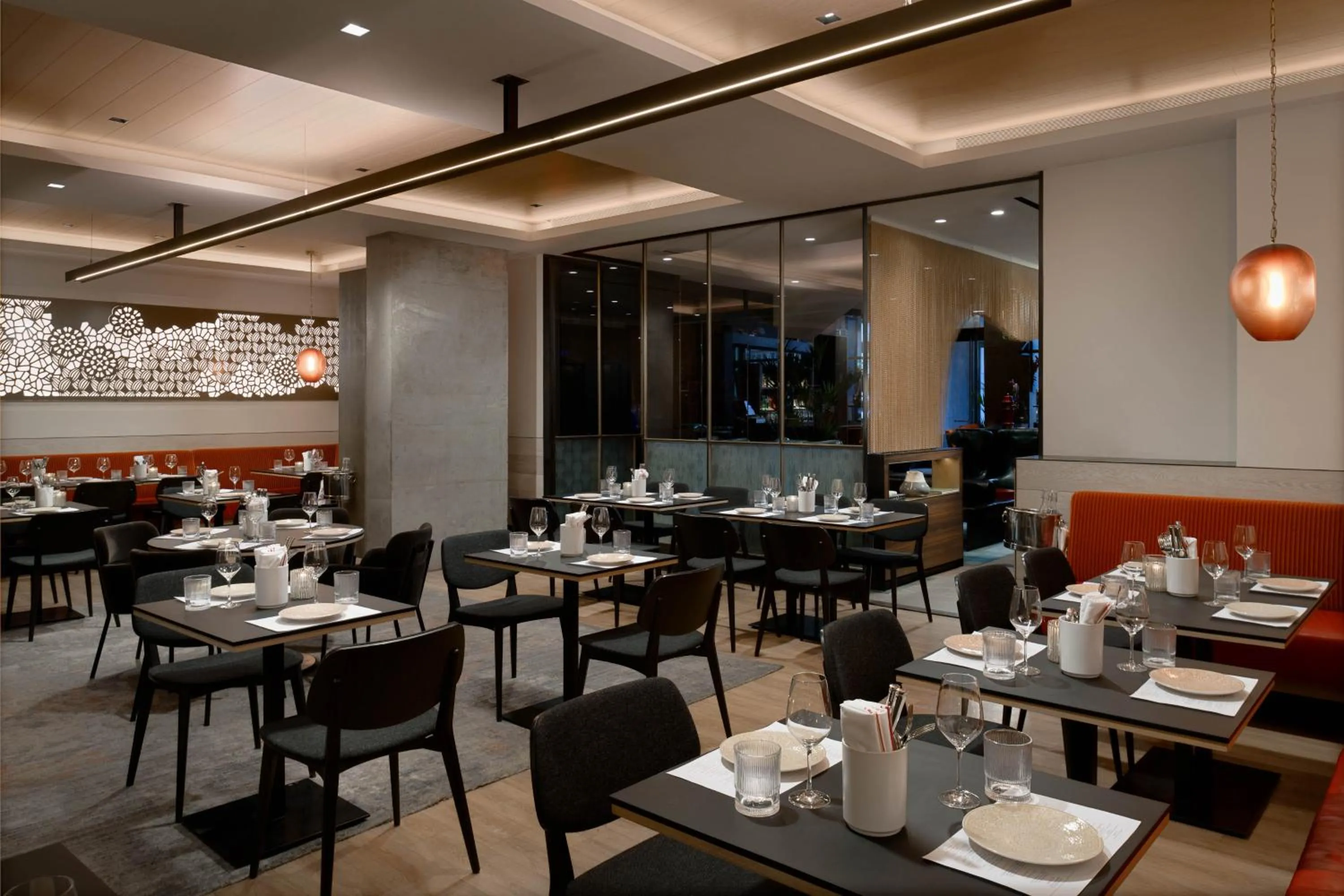 Restaurant/places to eat in LUMA Hotel - Times Square