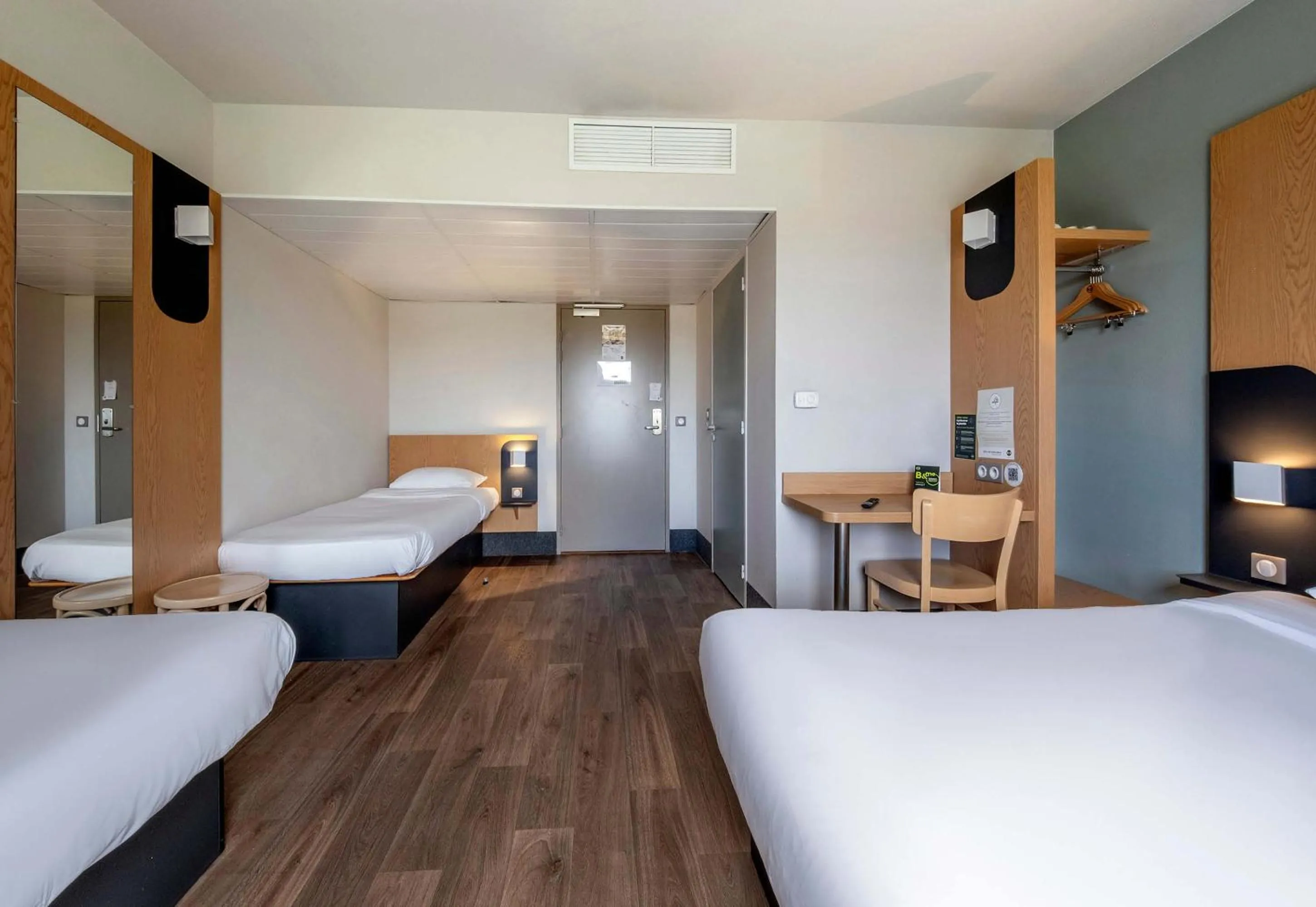 Bedroom, Bed in B&B HOTEL Royan La Palmyre