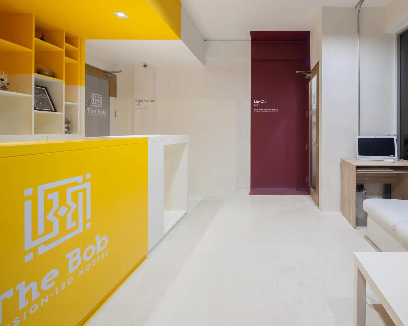 Communal lounge/ TV room, Bed in BoB Hostel บ็อบโฮสเทล