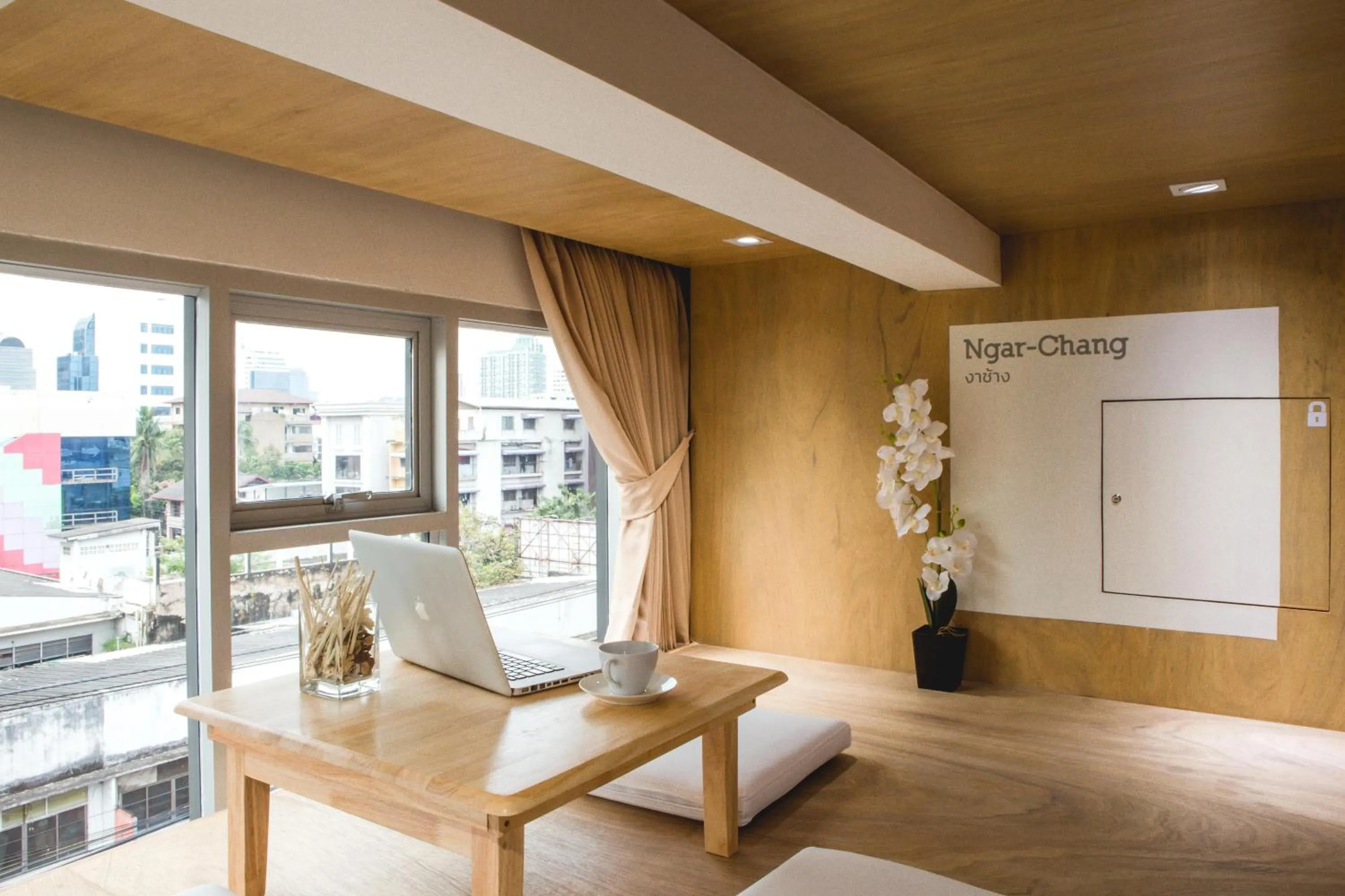 Living room in BoB Hostel บ็อบโฮสเทล