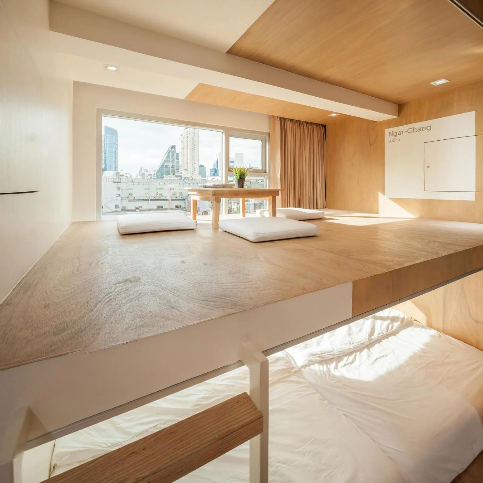 Living room, Bed in BoB Hostel บ็อบโฮสเทล