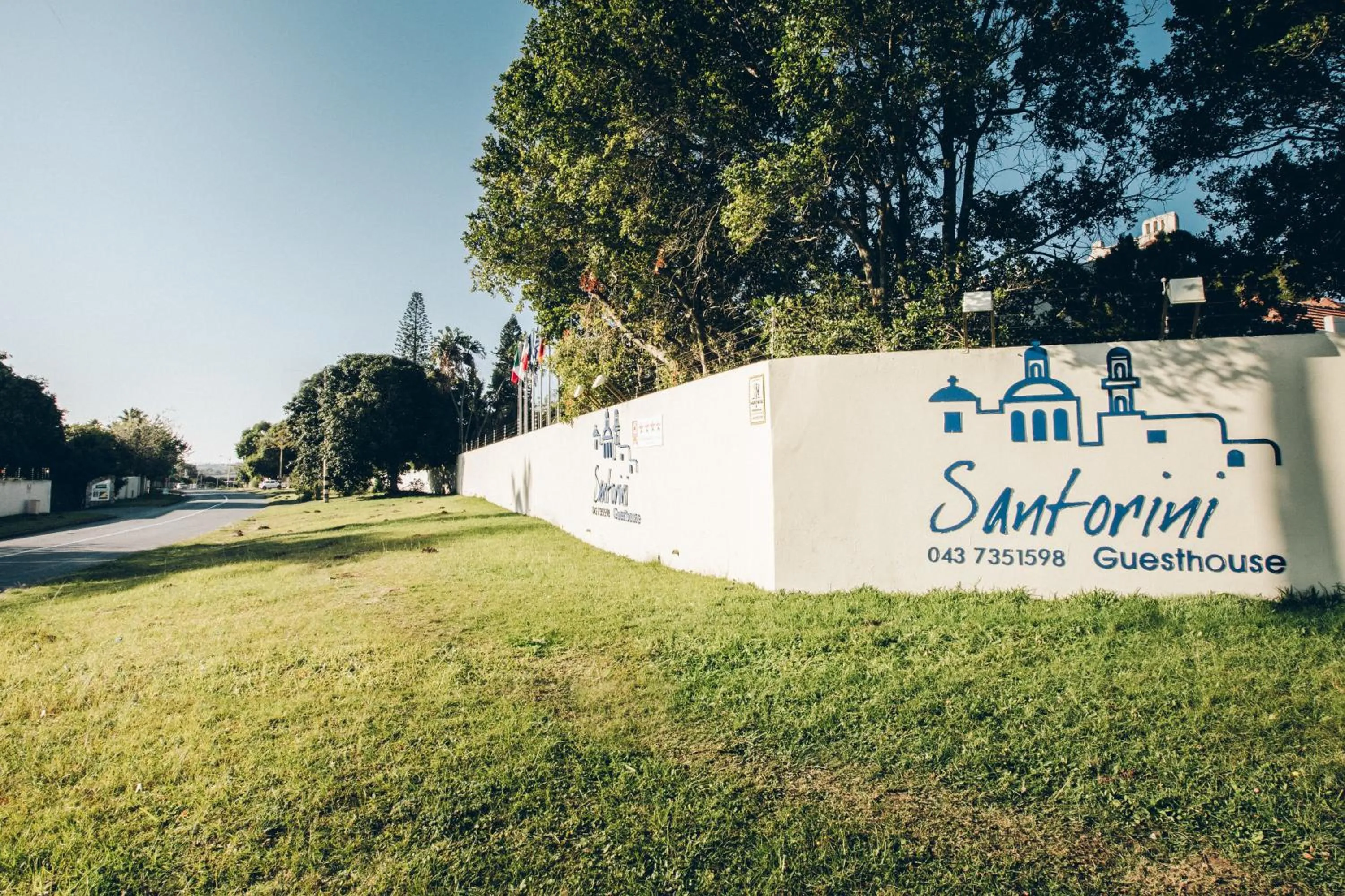 Facade/entrance in Santorini Guesthouse