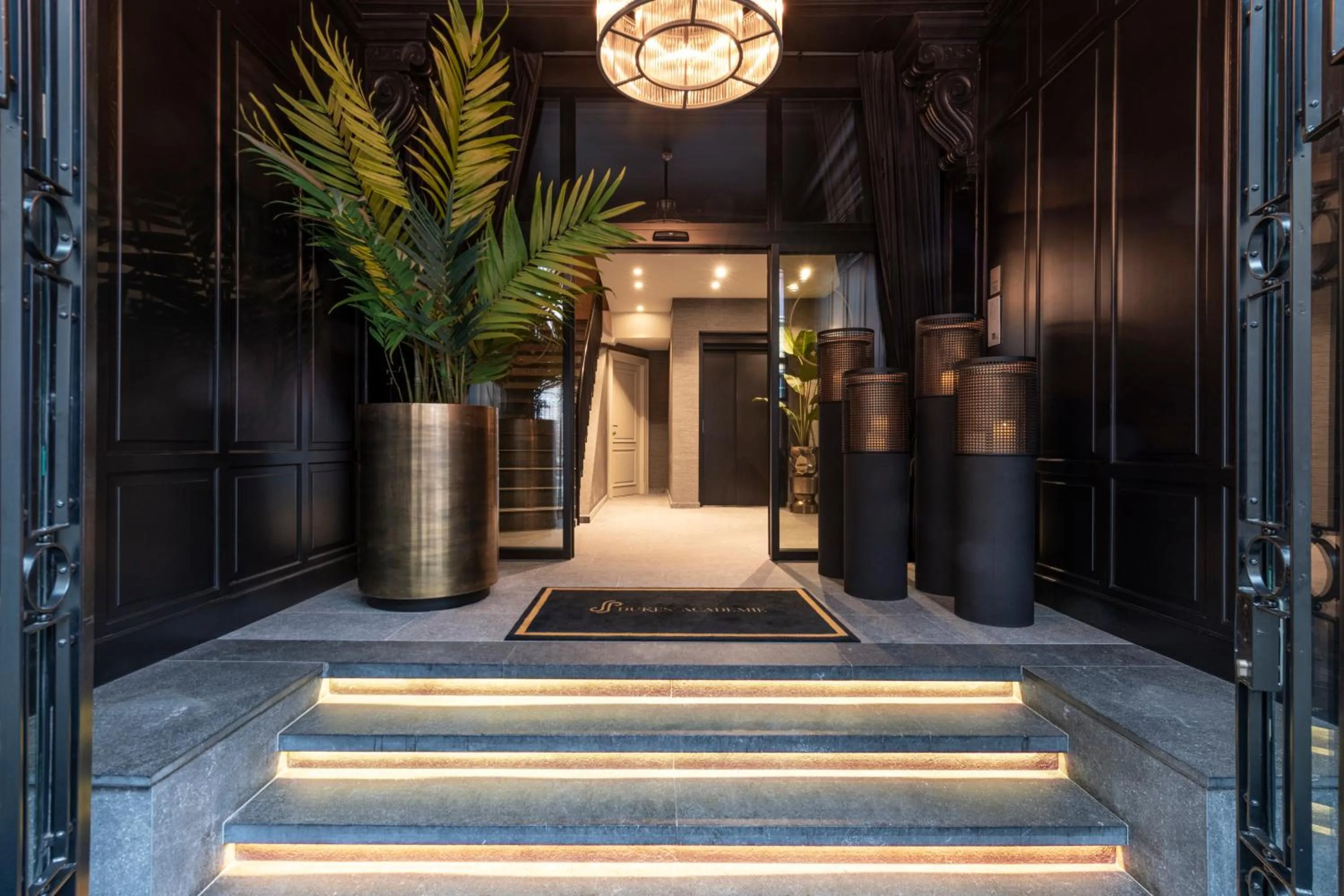 Facade/entrance in Dukes' Academie Brugge - by Dukes' Hotel Collection