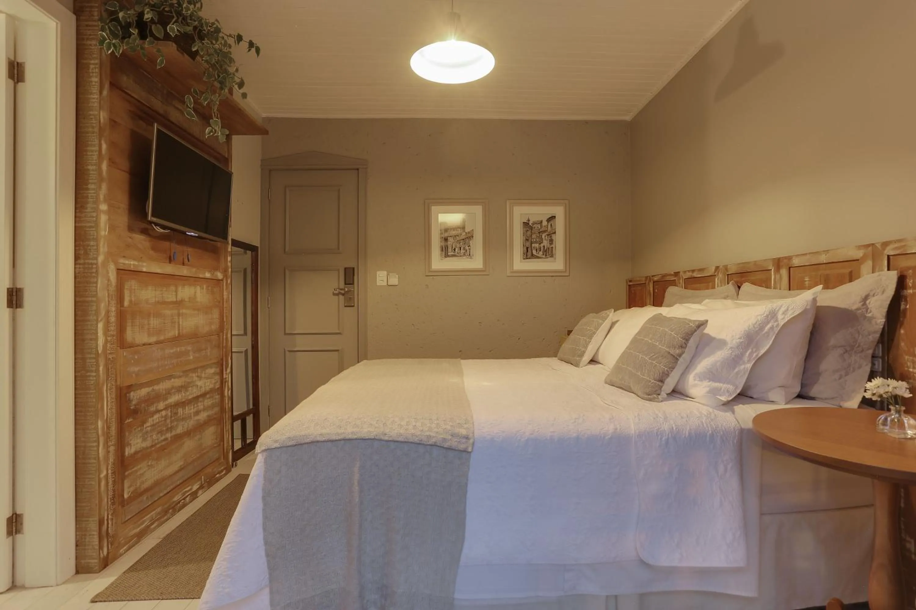 Bed in Solar Beach Hotel