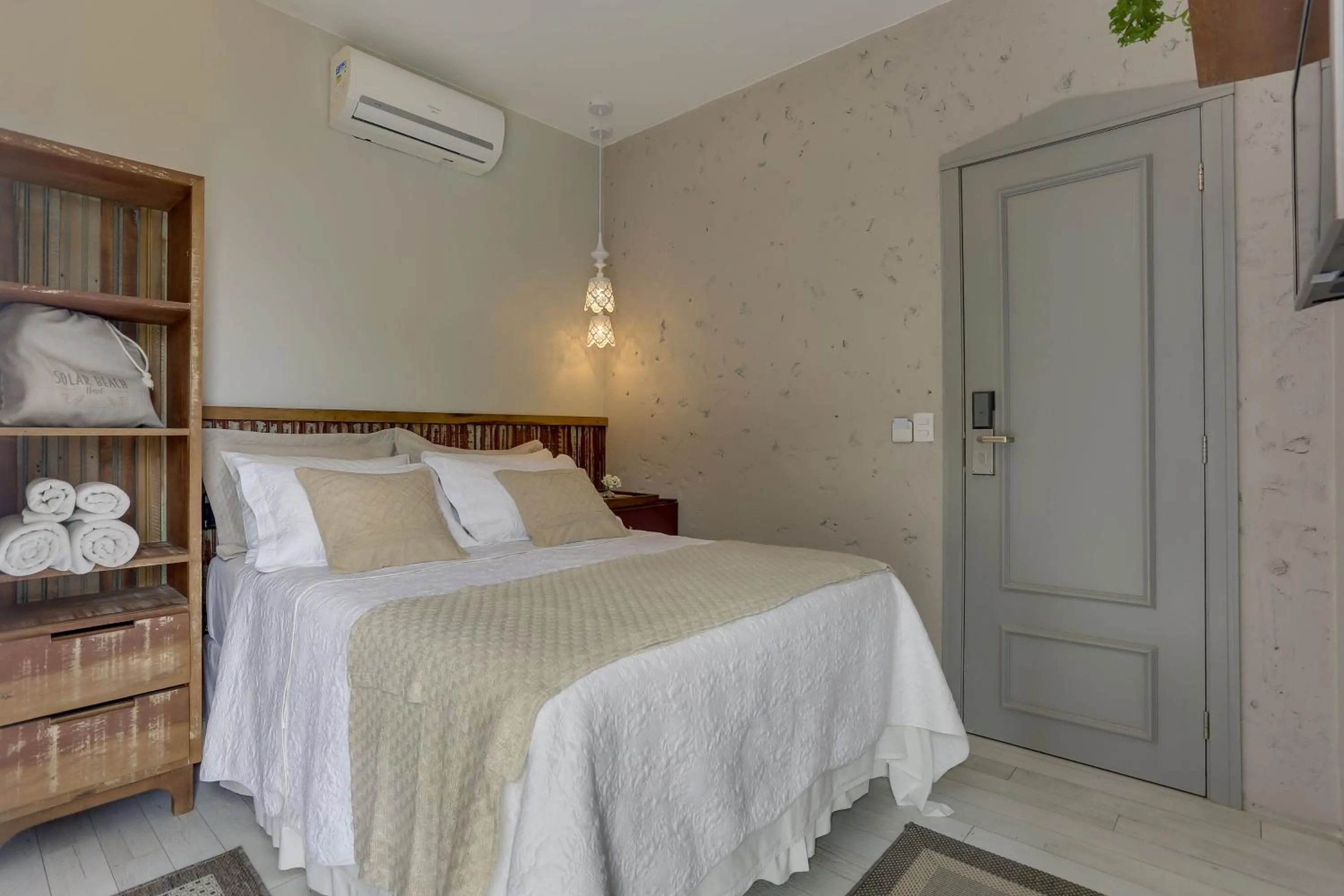 Bed in Solar Beach Hotel