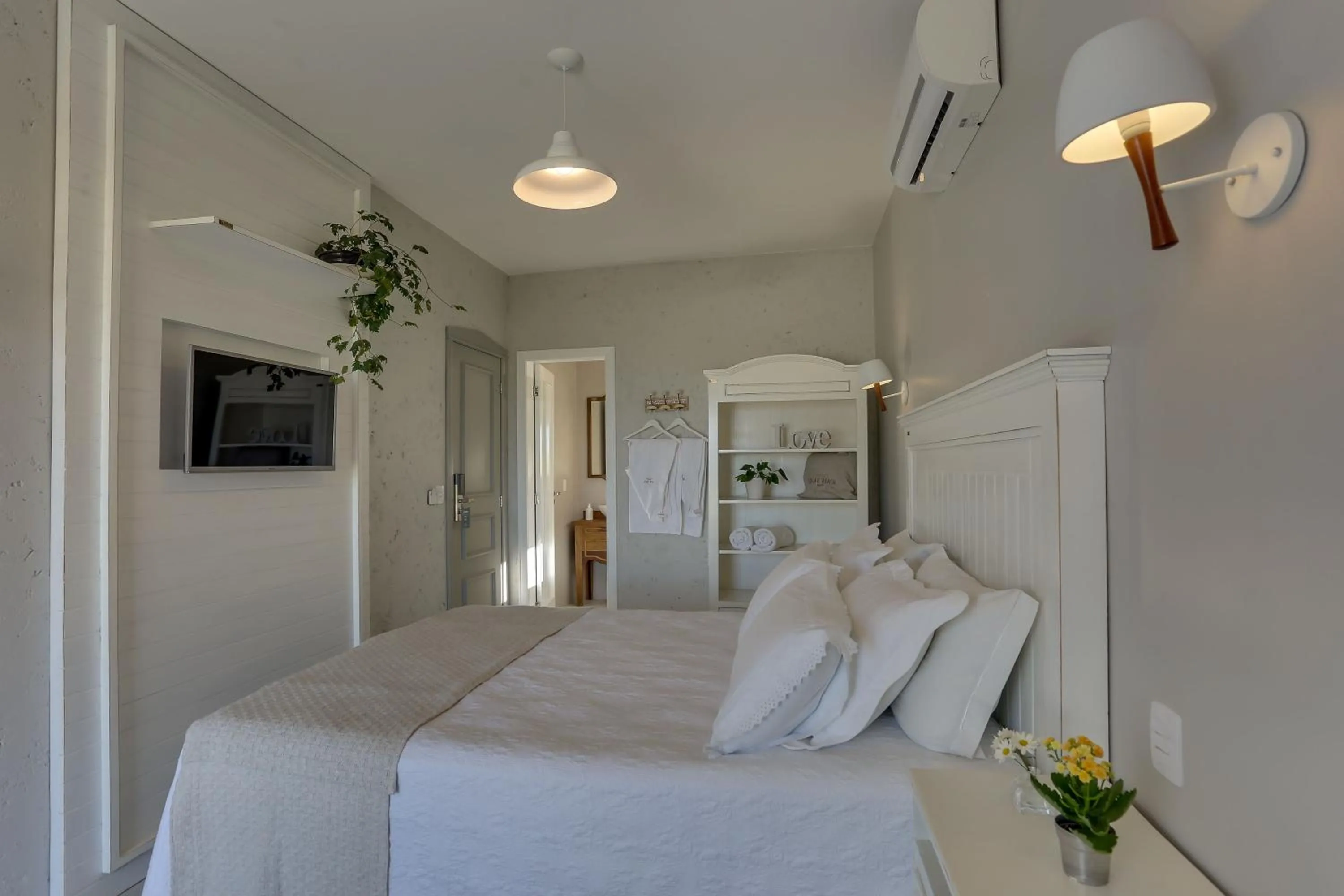 Bed in Solar Beach Hotel