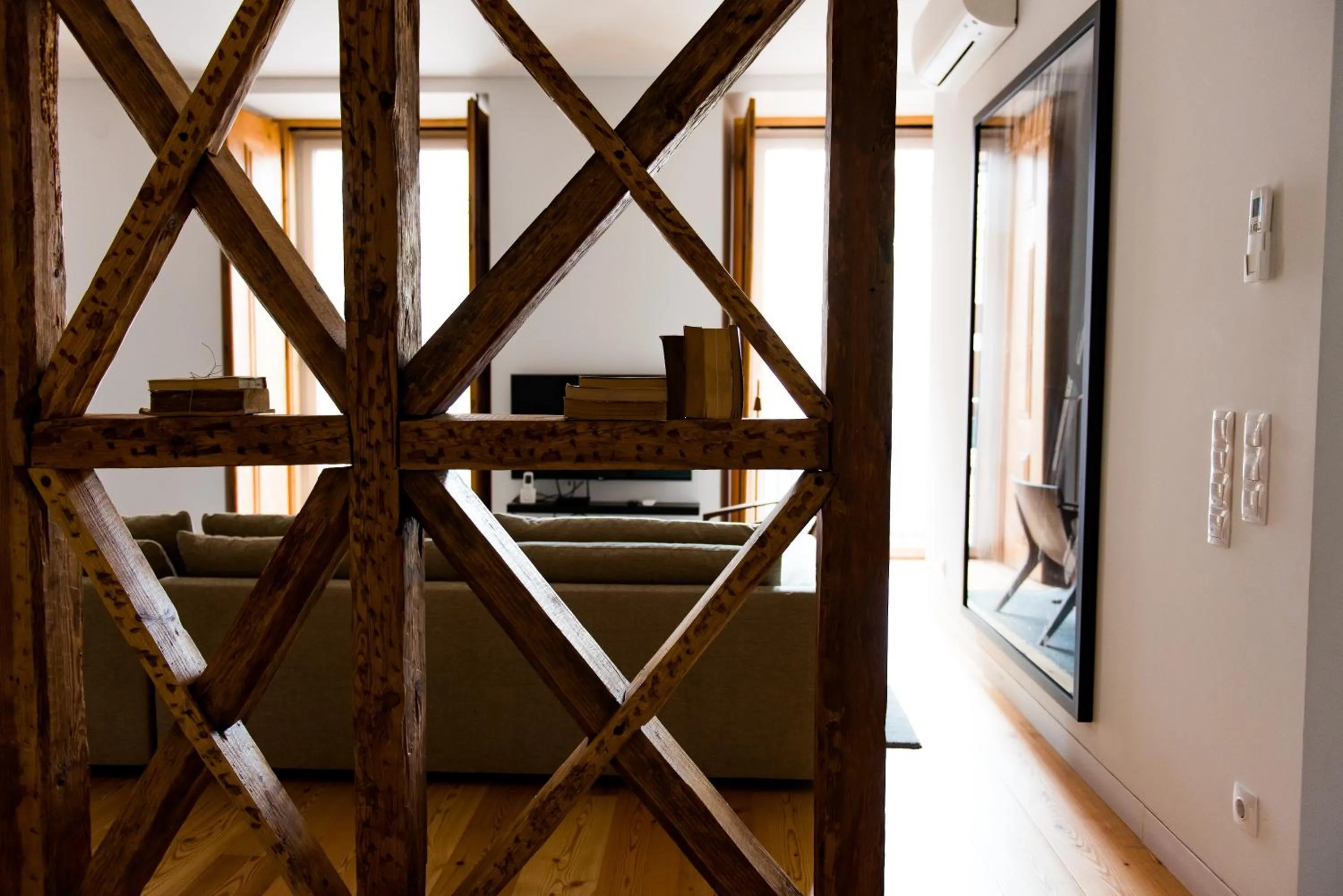 Living room, Bed in Flora Chiado Apartments