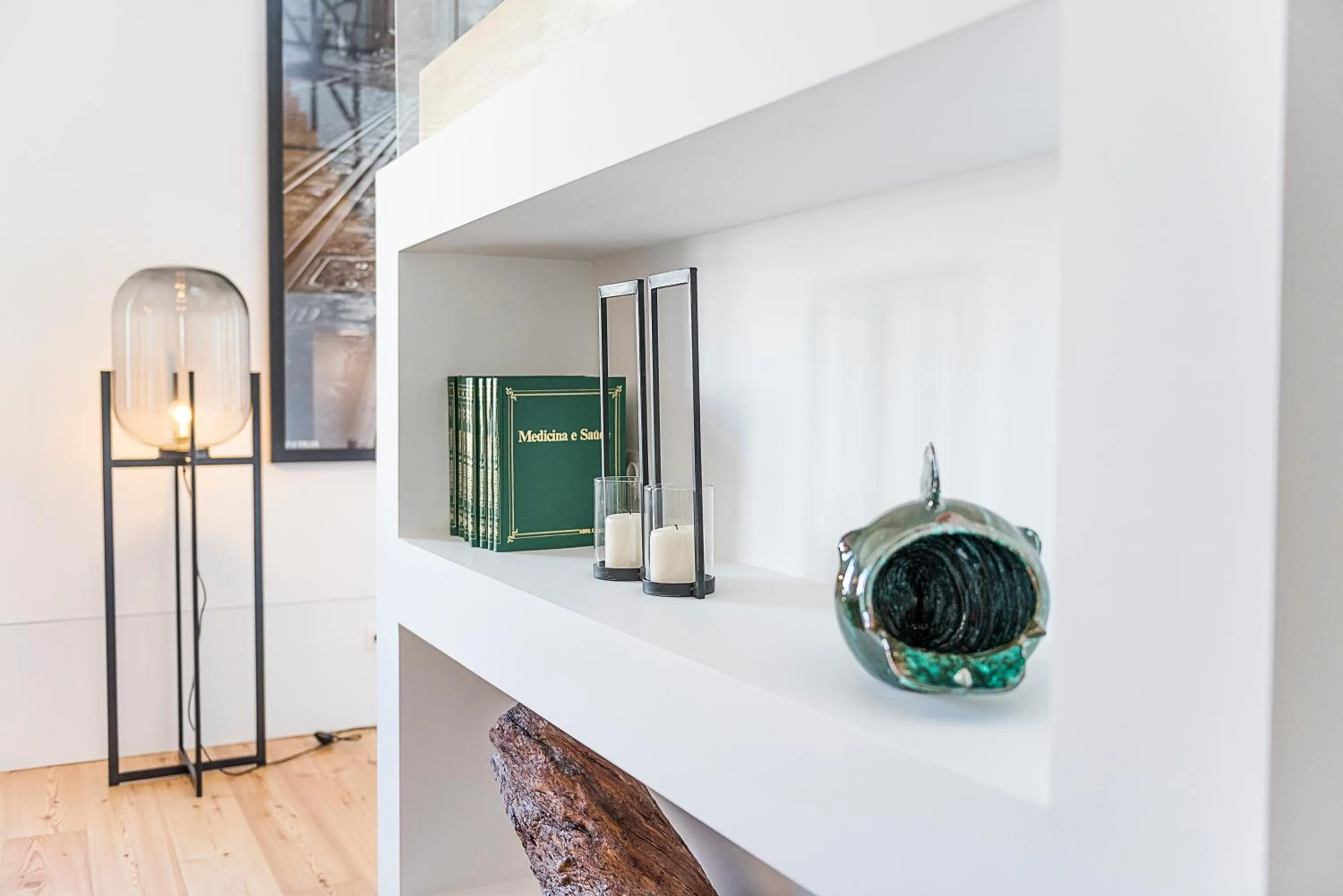 Flora Chiado Apartments